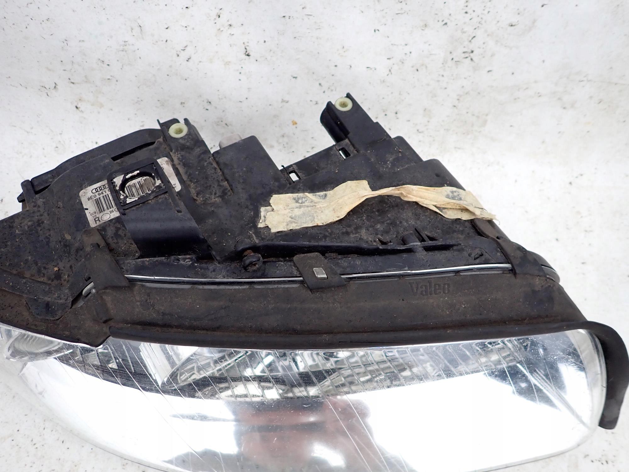 AUDI A4 B6 MALYSZ 00-04 light front front right