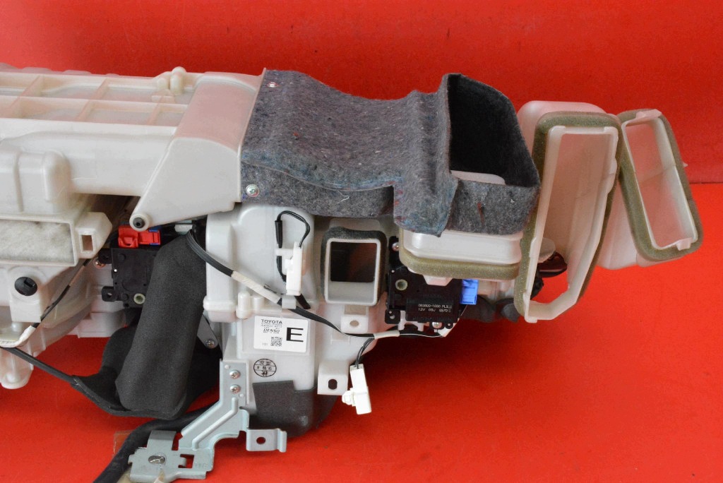 heater rear part rear 87030-50050 LEXUS LS 4 IV LS600H 5.0 V8 HYBRID 438 KM