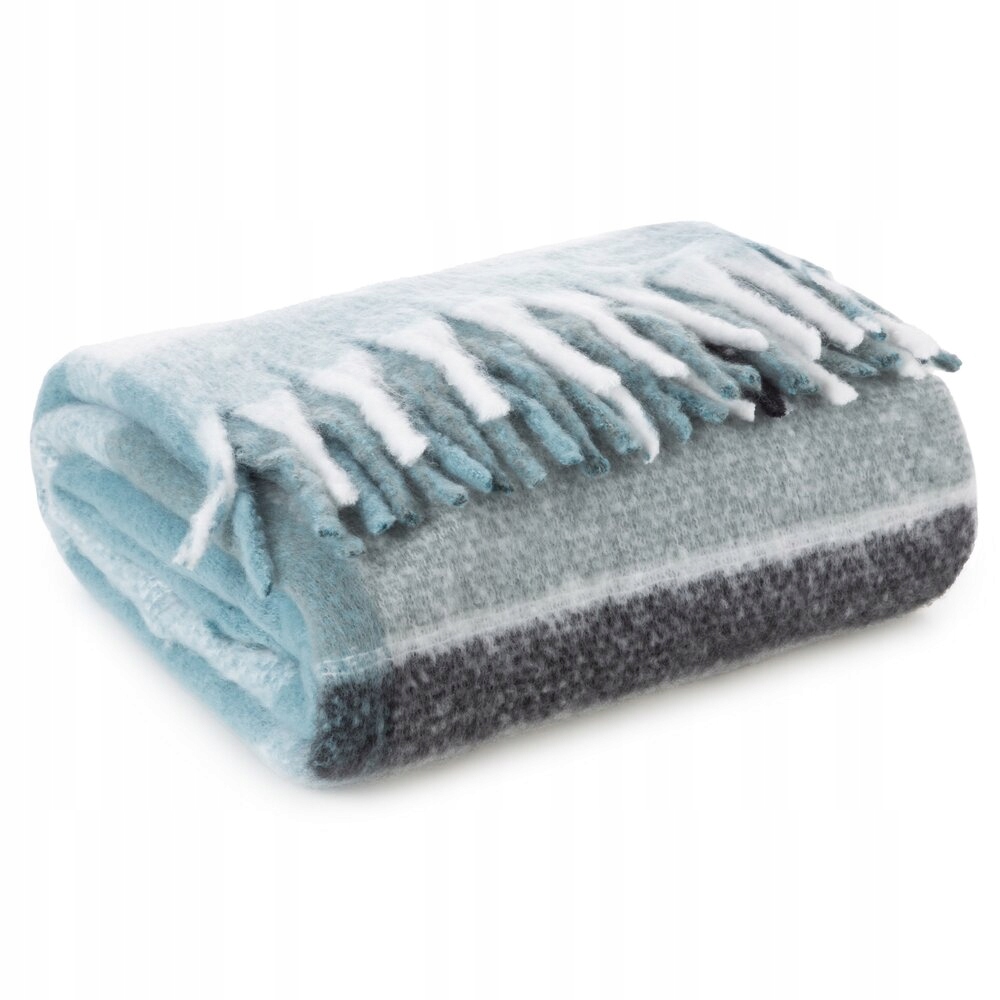 Koc 130X170 niebieski z białym z moherowej tkaniny frędzle