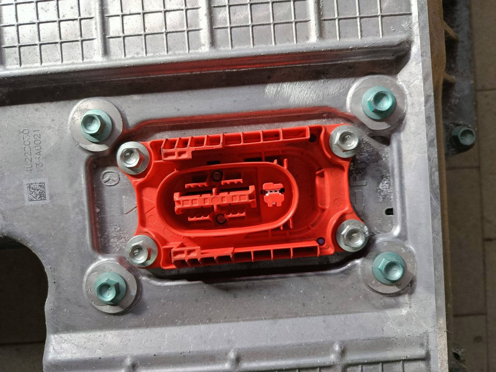 Bateria trakcyjna HEV/EV Mazda CX-60 KBY330210 nr Y
