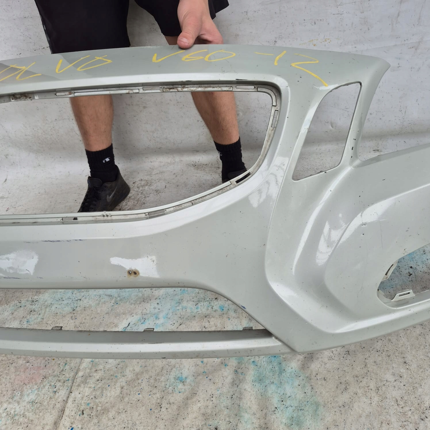 VOLVO V60 and 1 S60 II 2 10-13 bumper front front washer