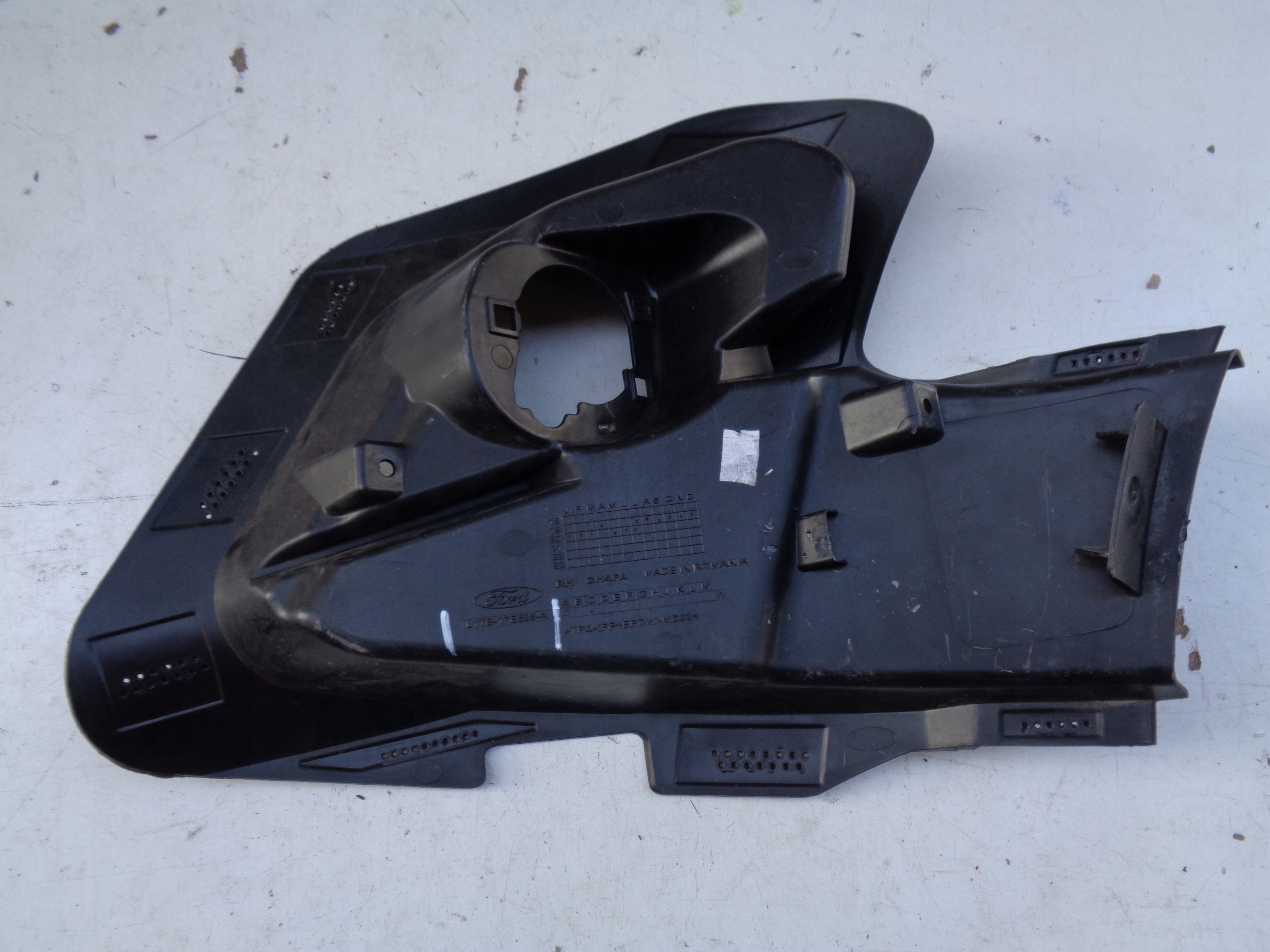 support OKULAR of a bumper right front FORD PUMA 19
