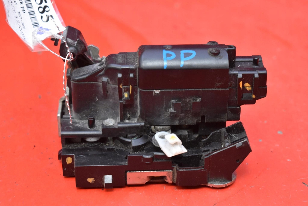 lock door right front front EU DACIA DOKKER 1 and LIFT 17-21