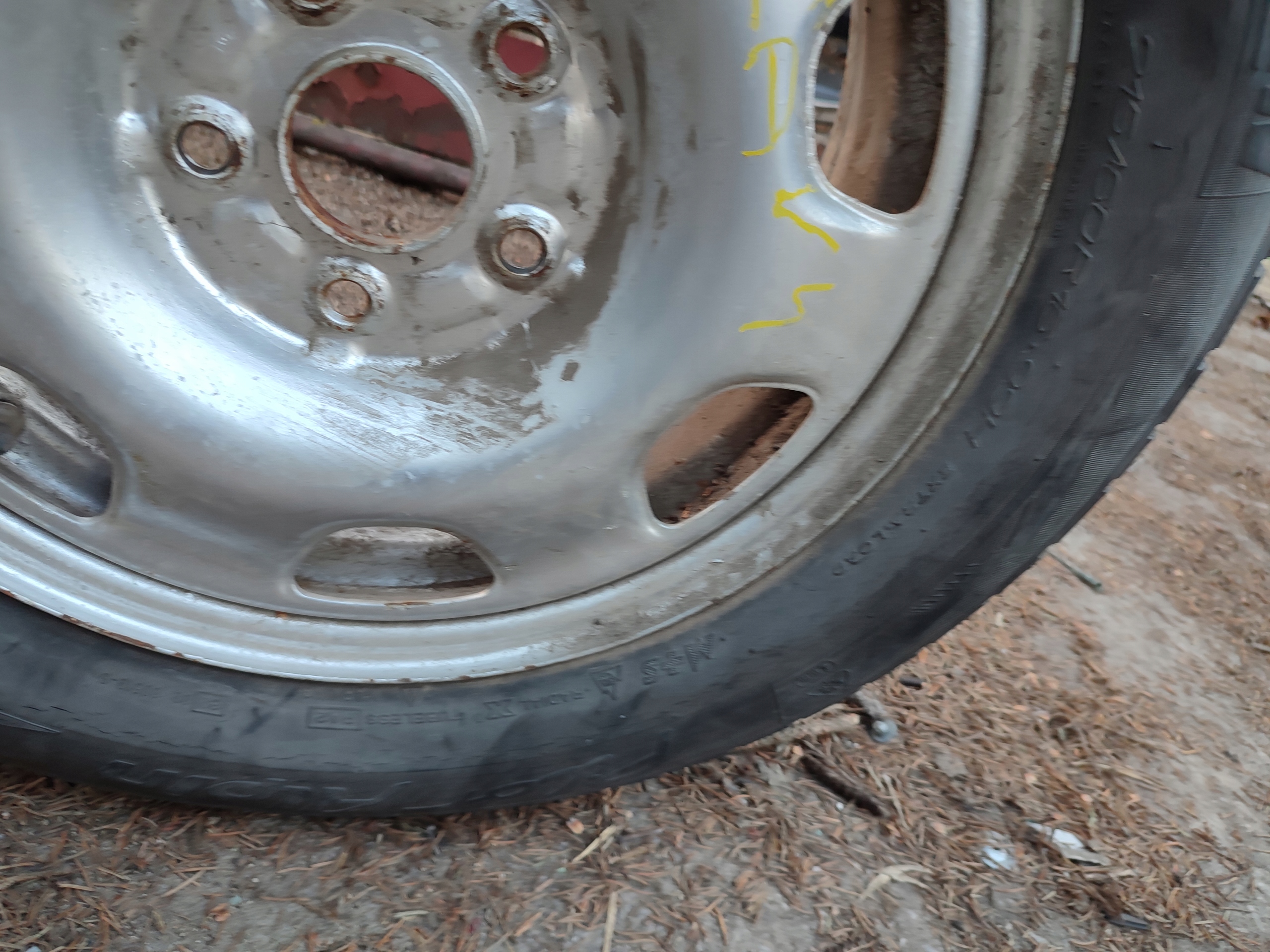 wheel ZAPAS spare TOYOTA RAV 4 and