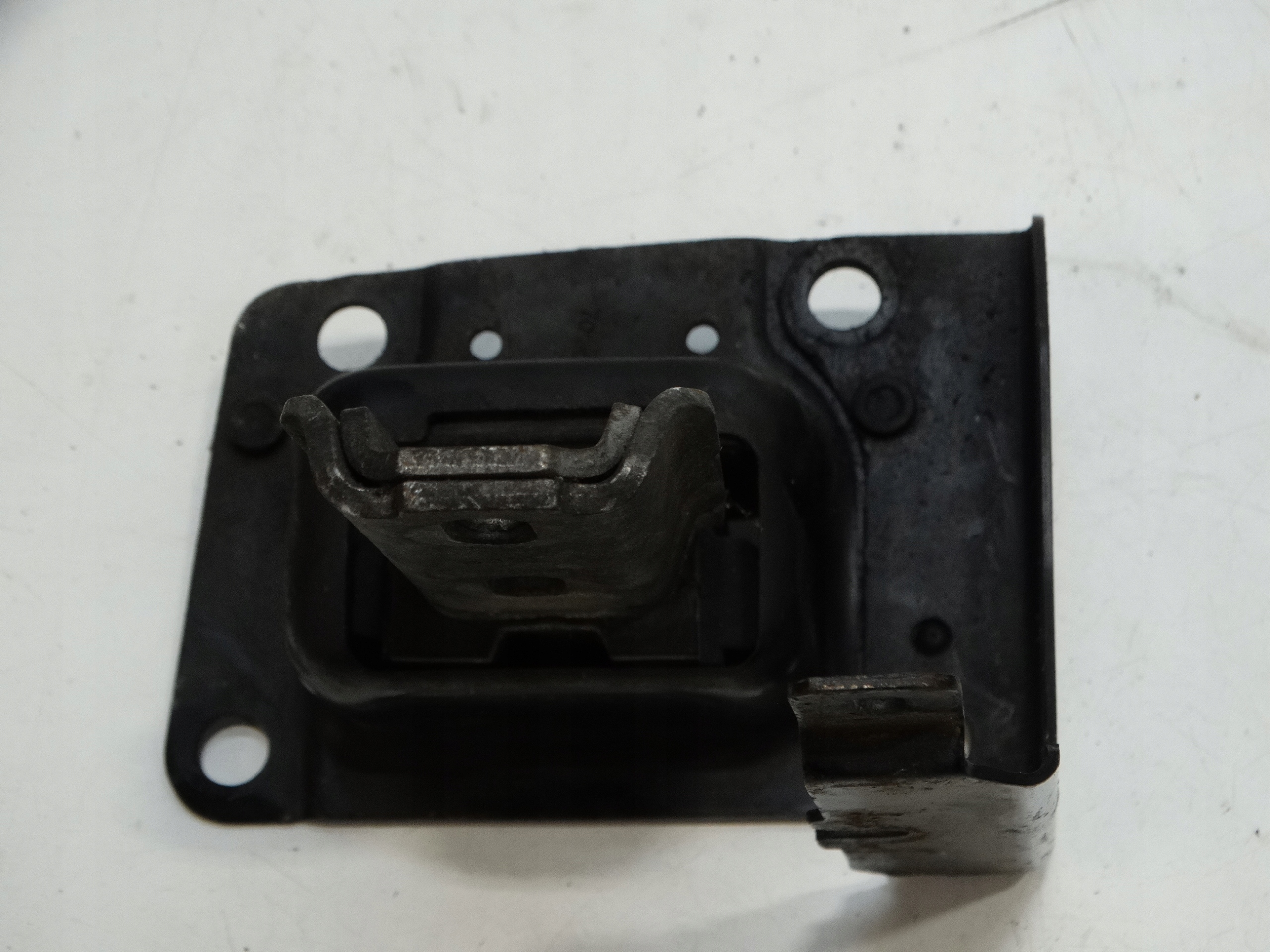 holder gearbox mounting PEUGEOT 207 9680293680