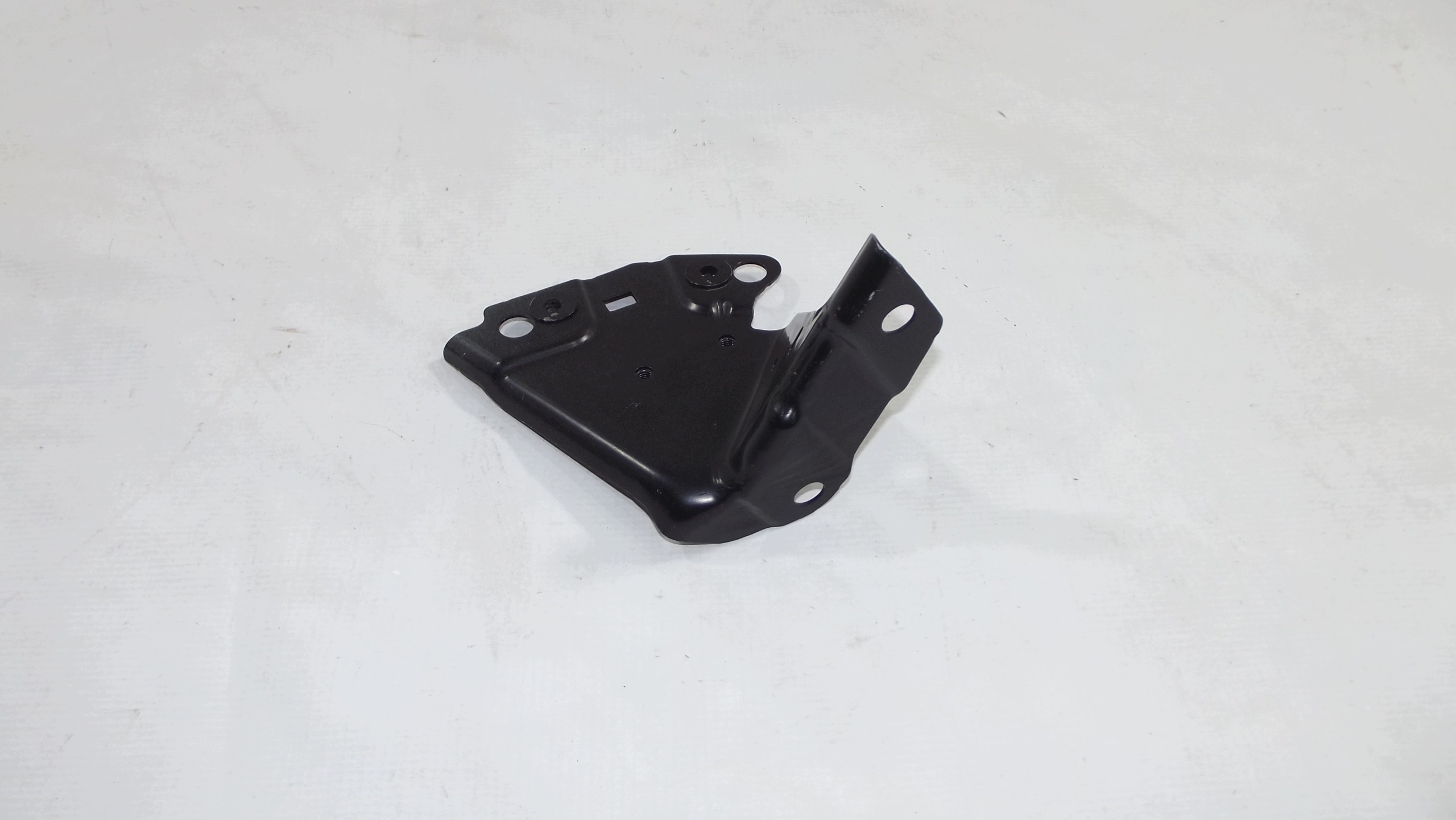 VW Tiguan II Console Support plaque Aile Droite Avant 5NA821142B