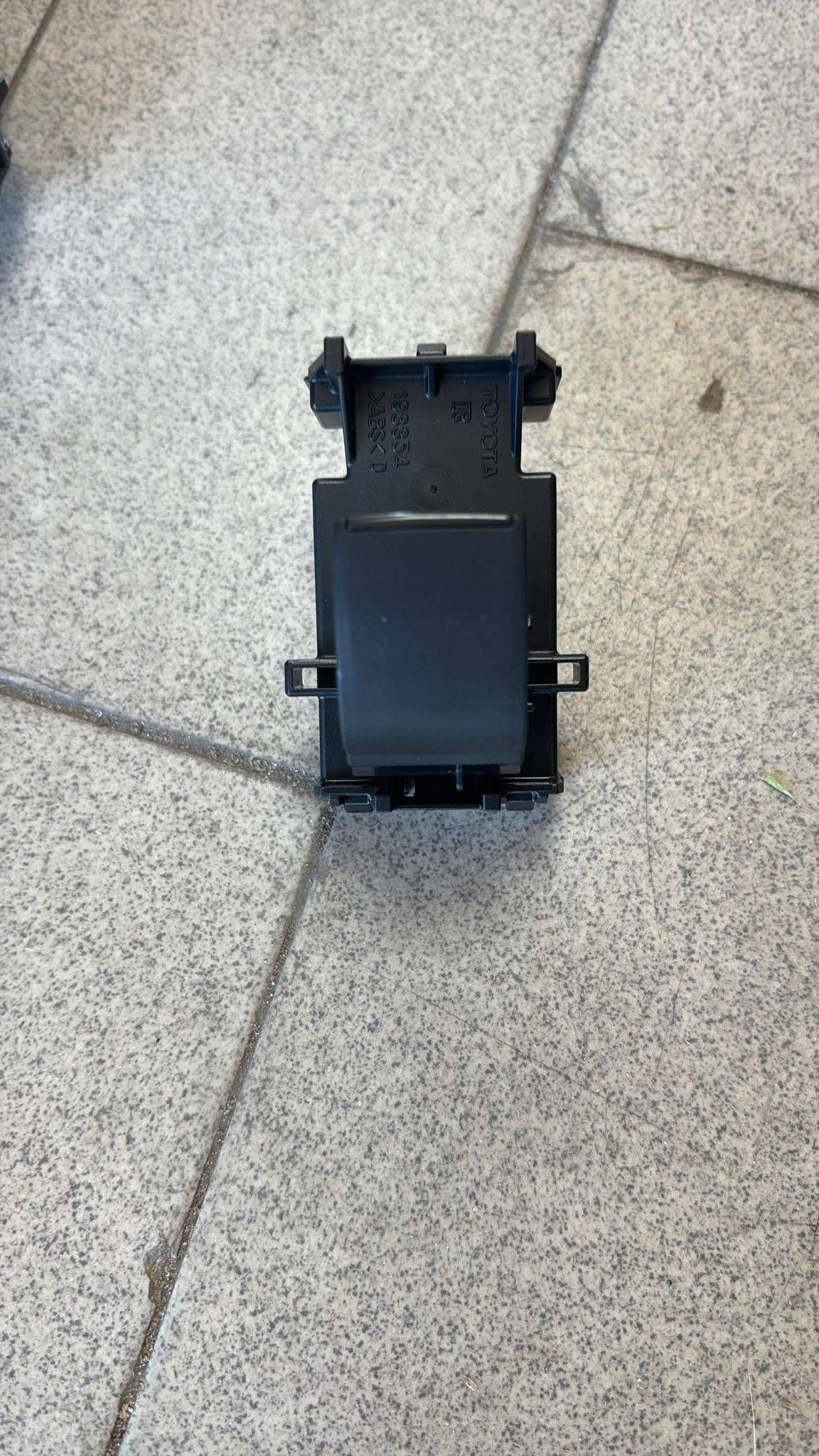 window control switch Mazda 2