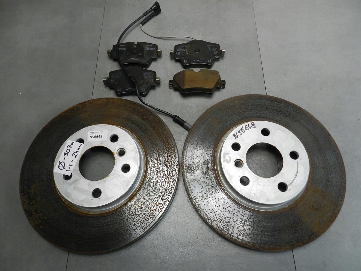 BMW X1 F48 kotuče brzdové plotýnky předek 6799351 307X24