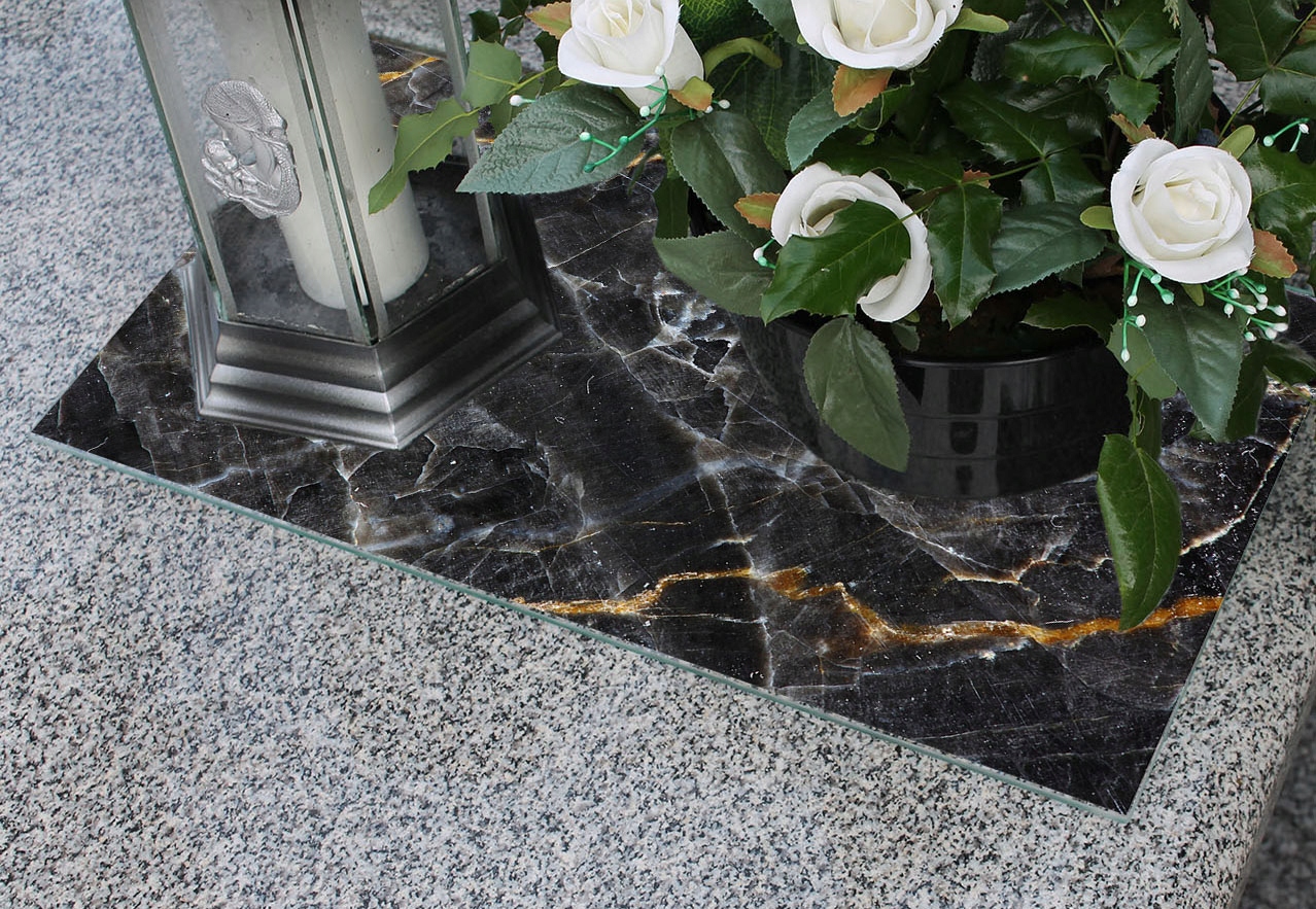 Podstawka pod ZNICZE szyba hartowana wzór CZARNY MARMUR 52x30cm Materiał szkło hartowane