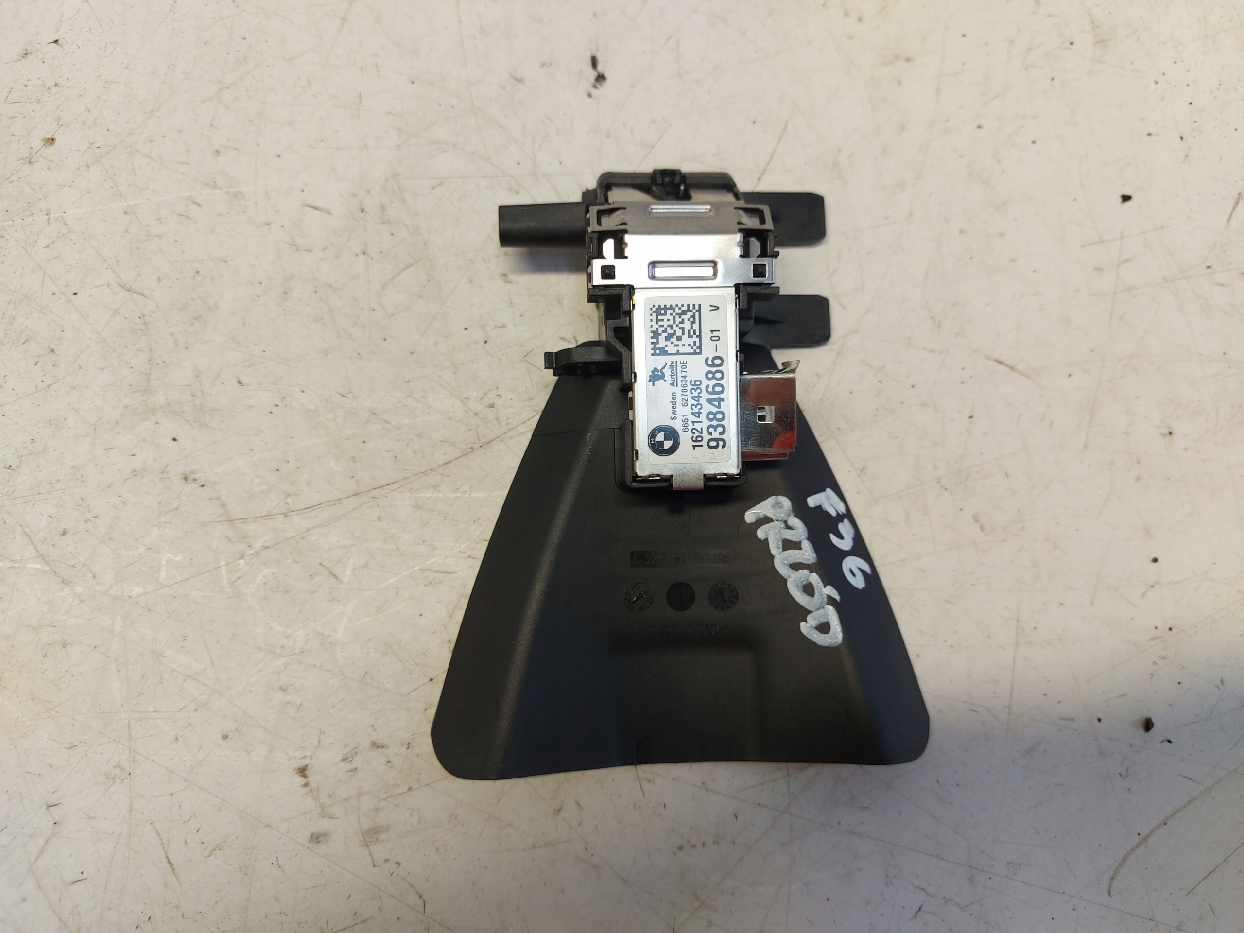 BMW 4 F36 430d GC kamera windows front kafas 9384686