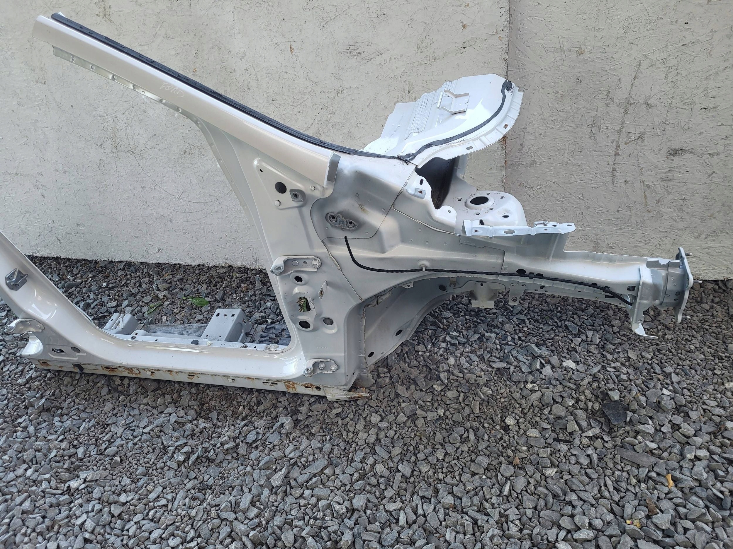 FORD KUGA MK2 ESCAPE III quarter right front threshold pillar 13R