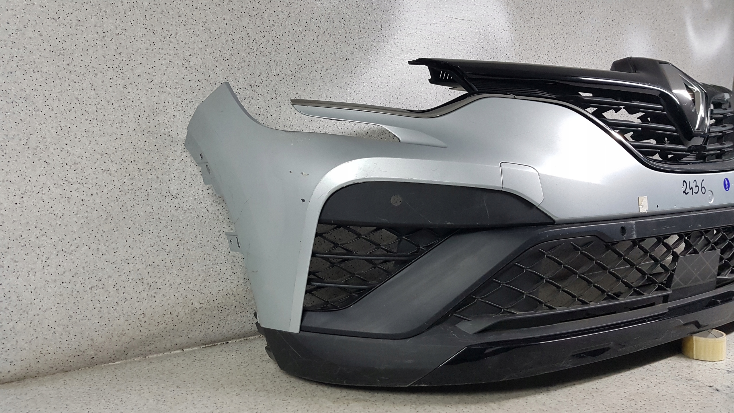 RENAULT CAPTUR 2 II RS LINE 2020 - bumper front 2436