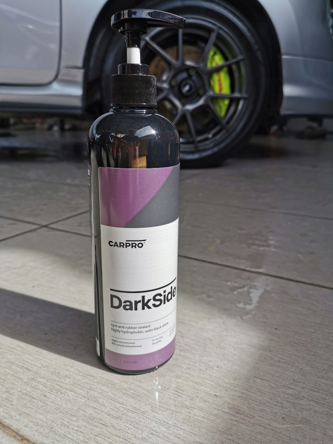 CarPro DarkSide 1 Liter, Tire and Rubber Sealant Dressing