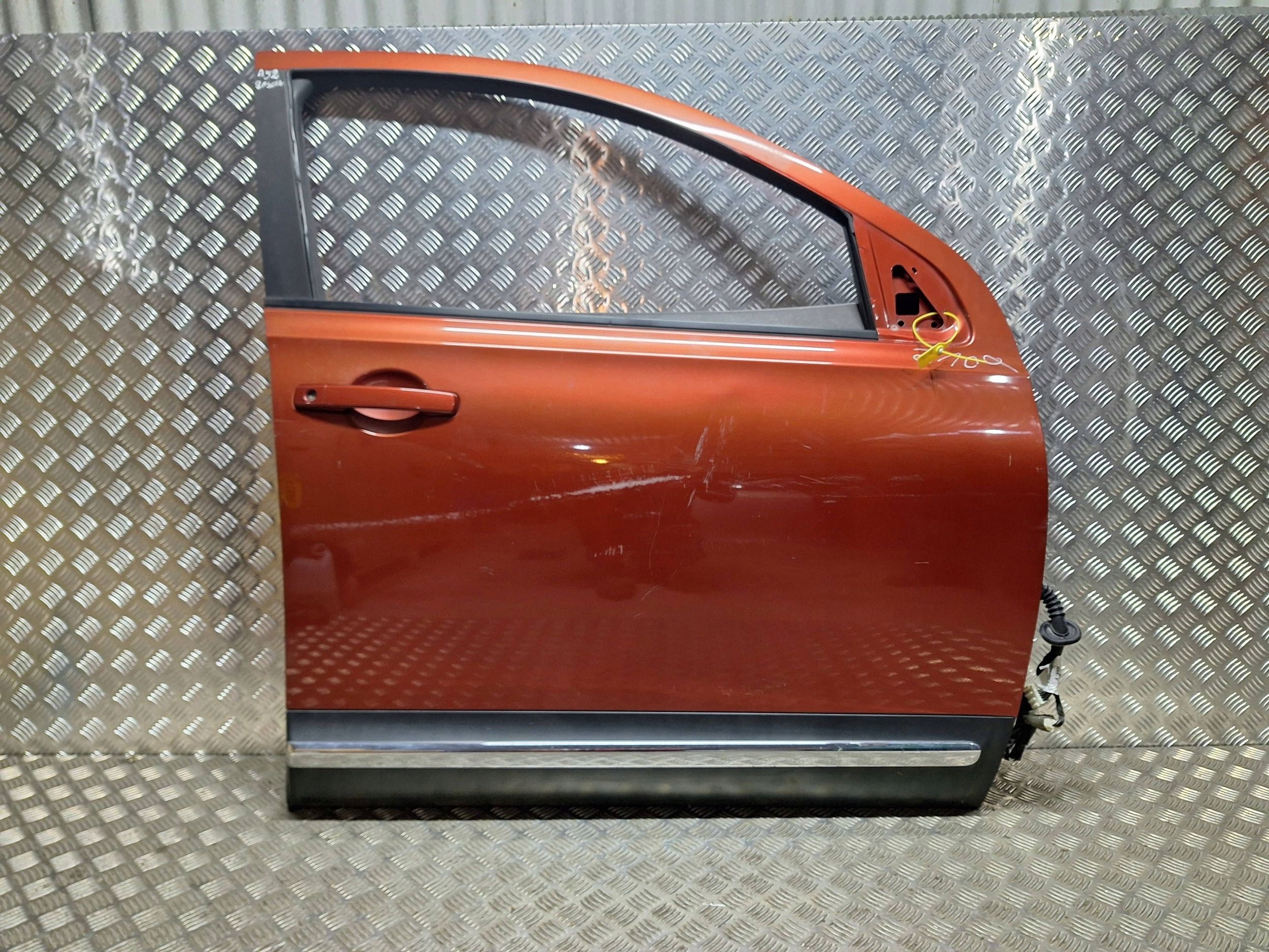 door right front NISSAN QASHQAI J10 06-13 complete