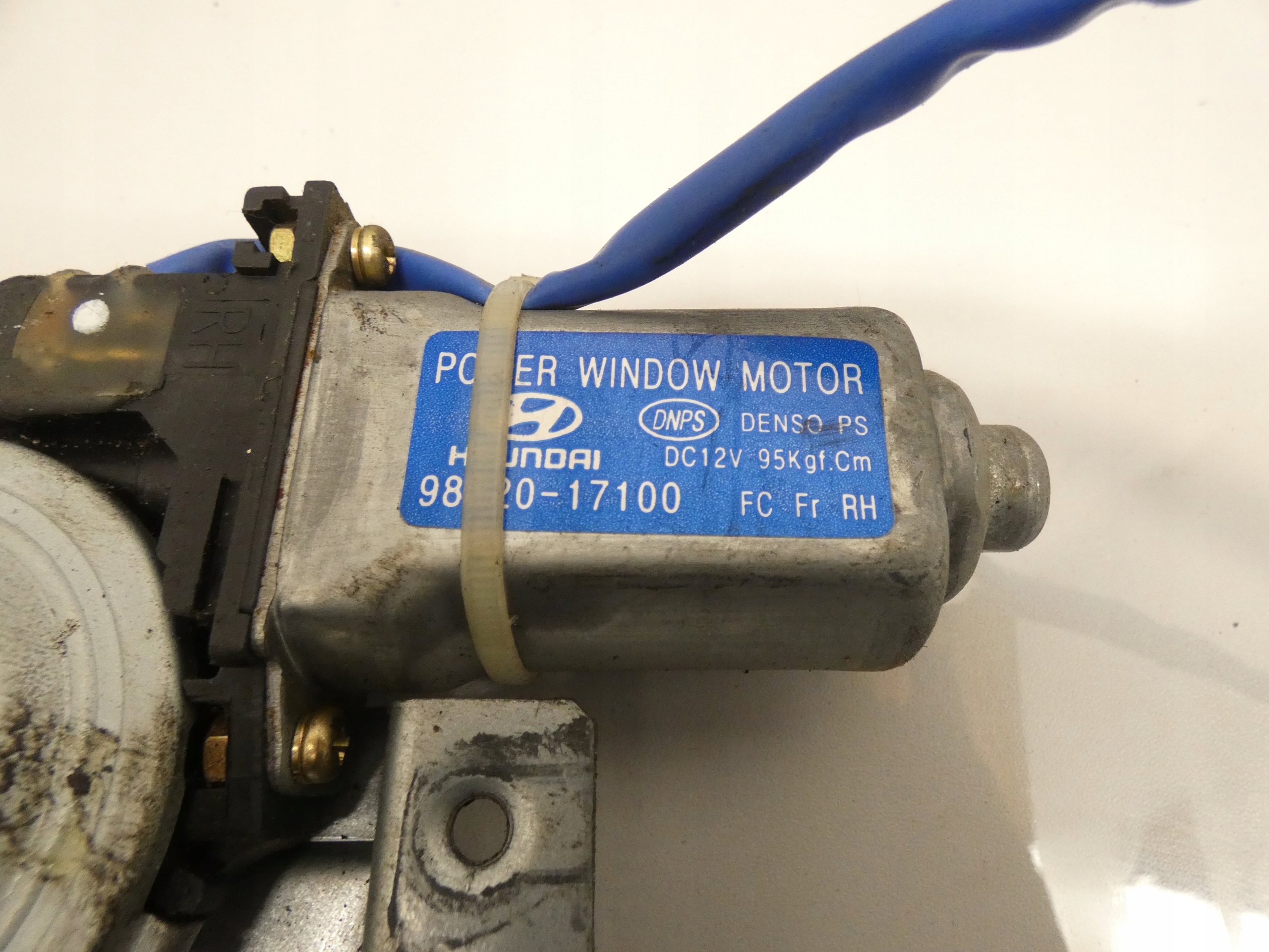 window regulator mechanism right front HYUNDAI MATRIX 01-10 98820-17100