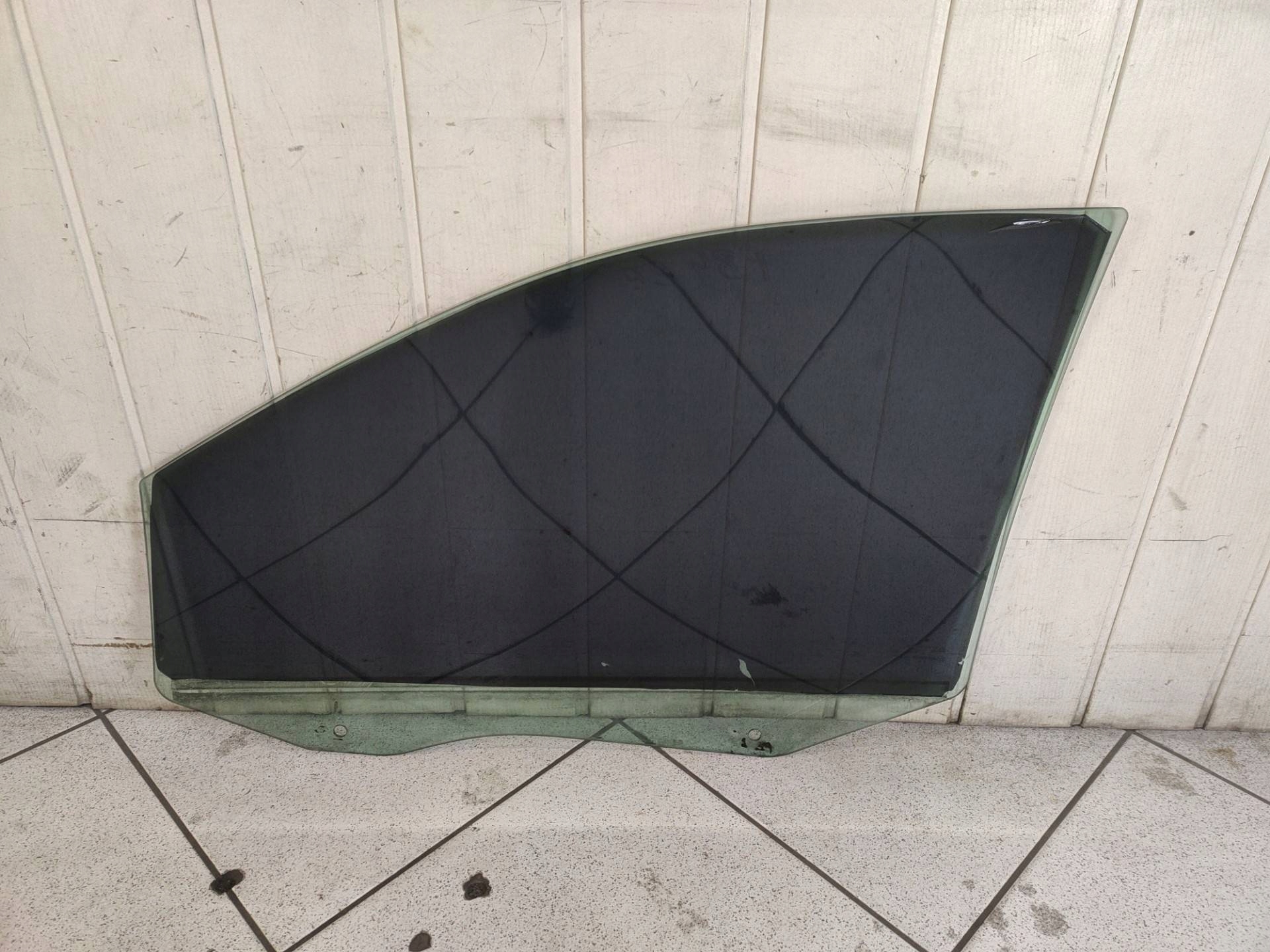 window door front right side Chrysler Town and Country 5 facelift 2012