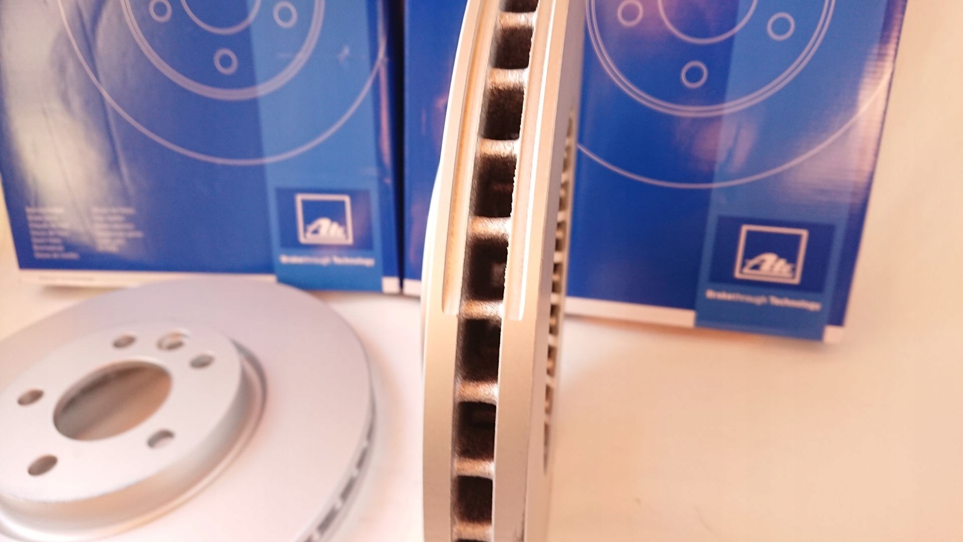 Dd122c484b3e9370f8bd78cc443f