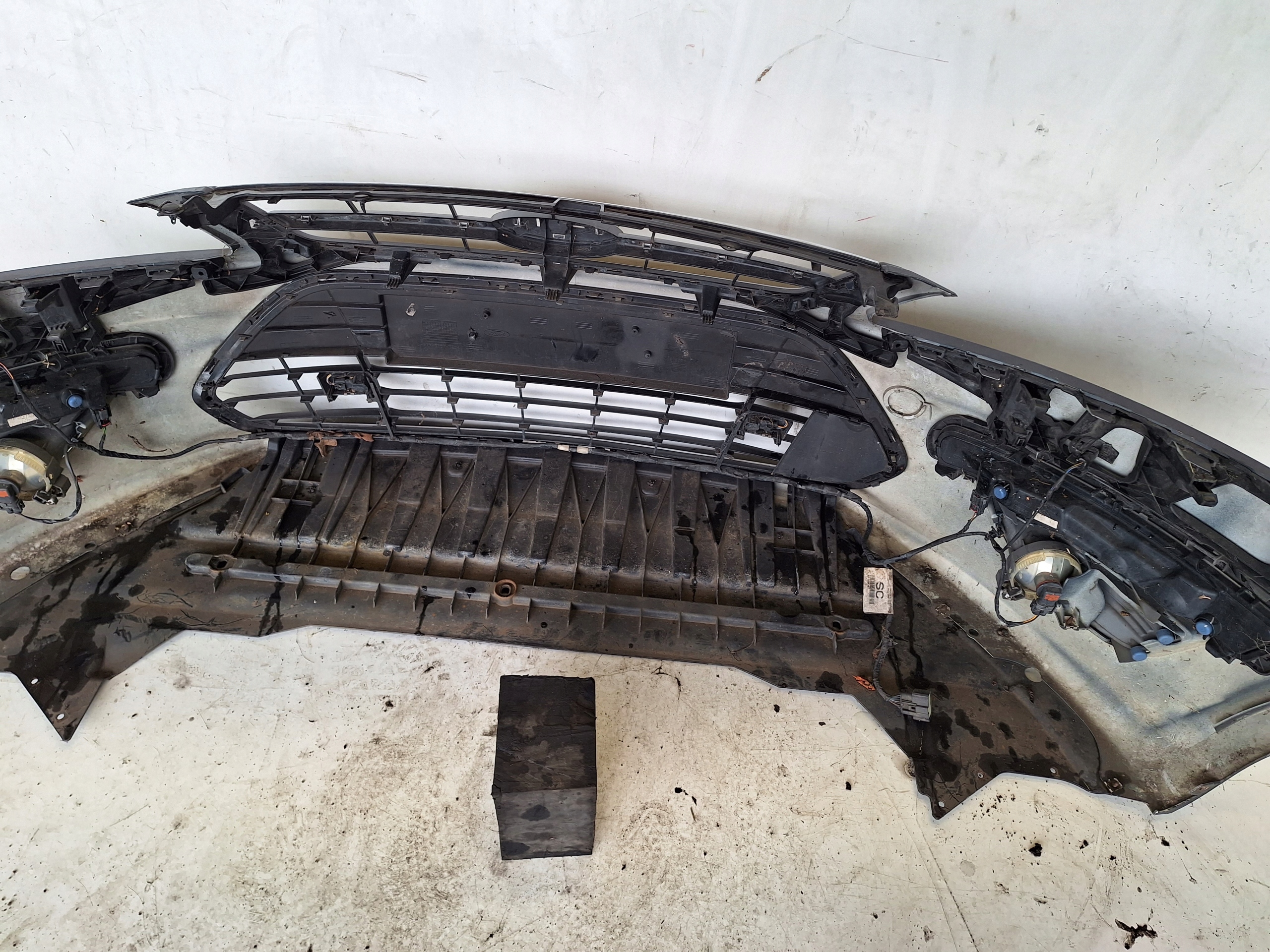 FORD MONDEO MK4 LIFT 10-14 bumper + LED + PDC