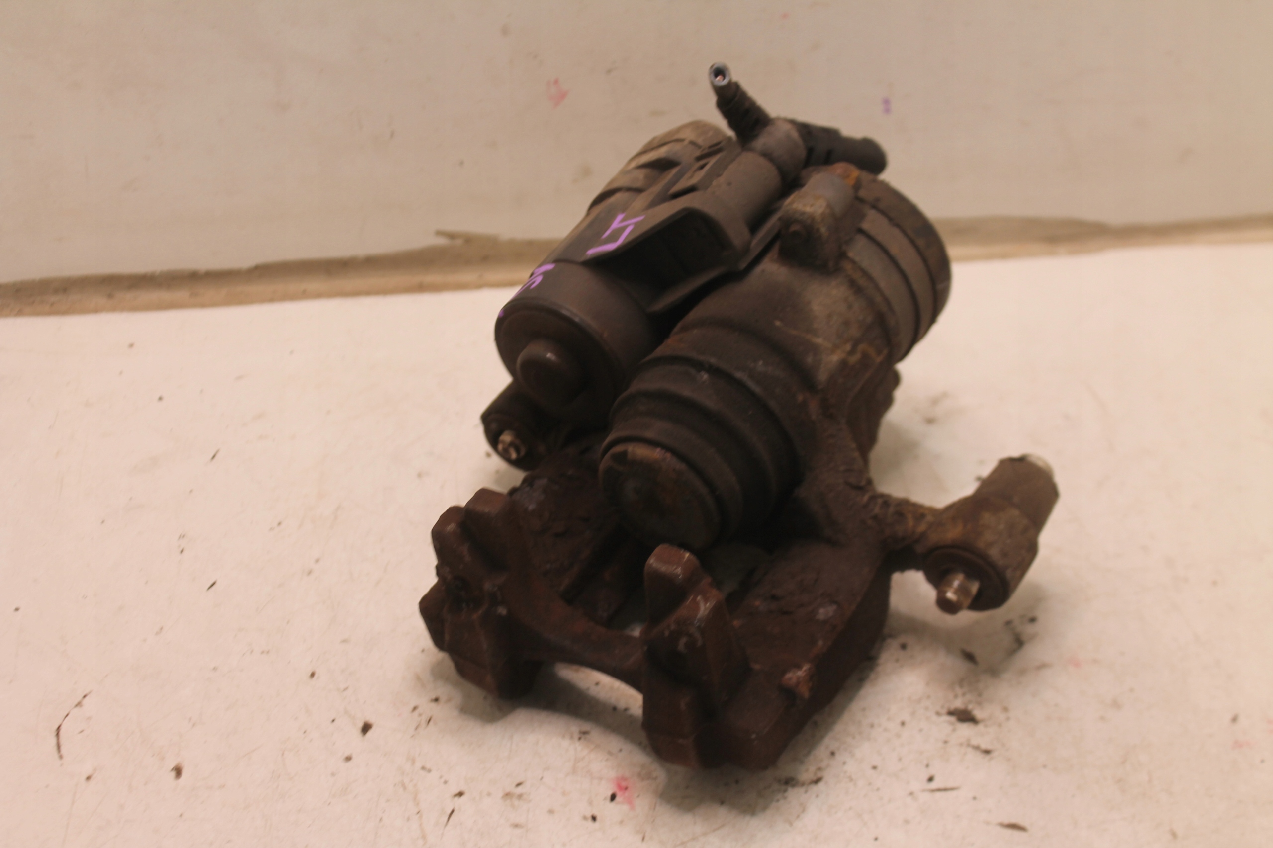 caliper brake electrical left rear part VW GOLF VII SPORTSVAN 14-20