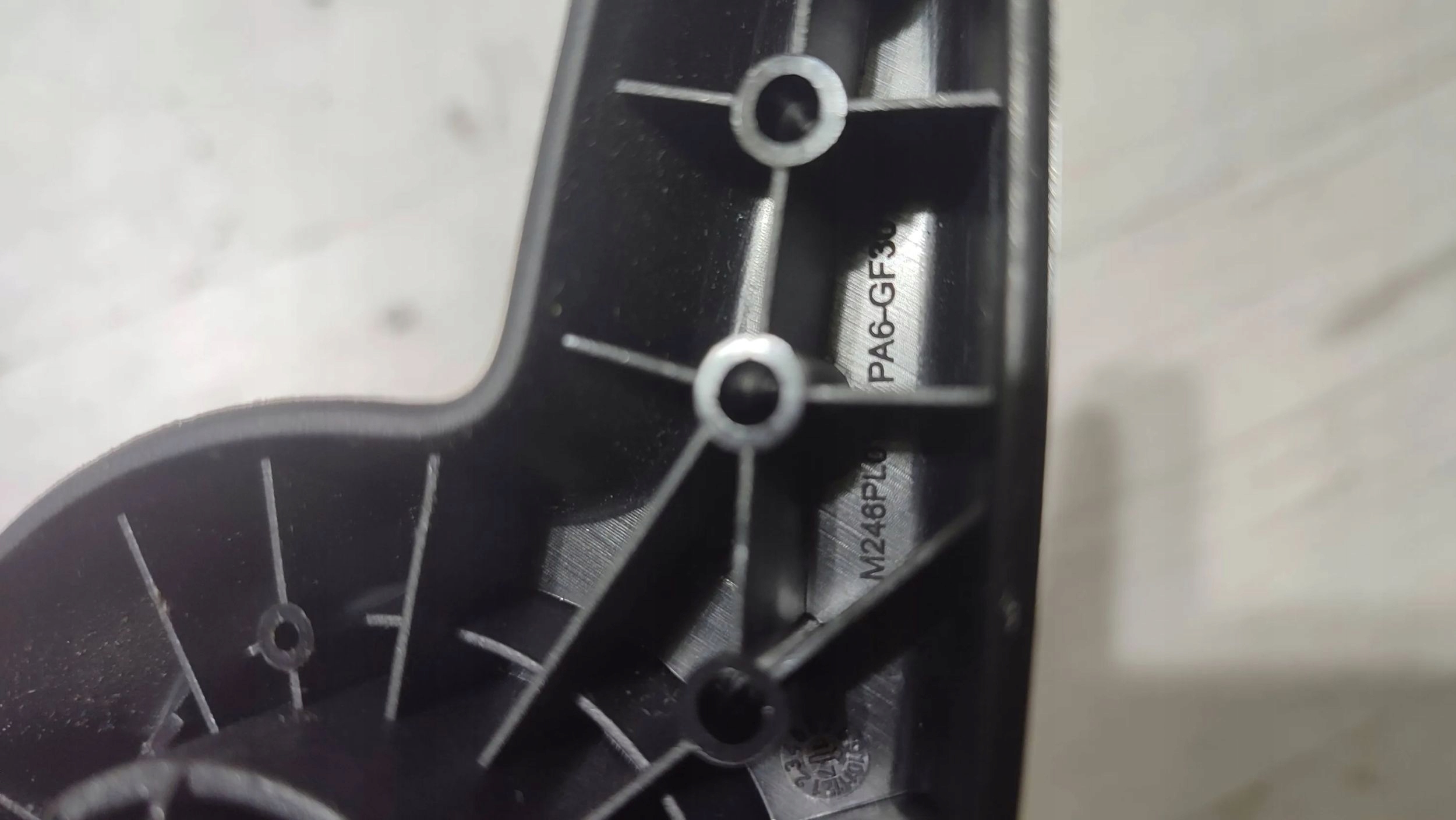 Dacia Duster II 17r 1.2 handle control seat