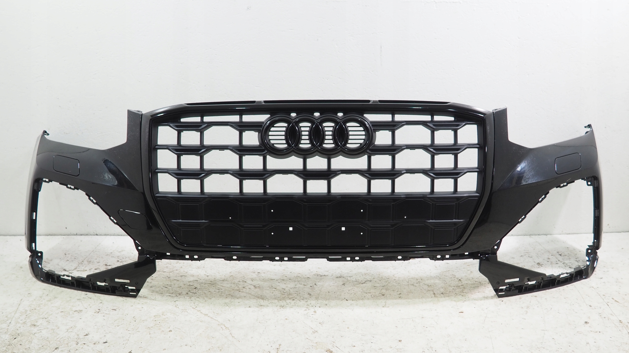 Audi Q2 81A lift S Line bumper front front 81A807437G