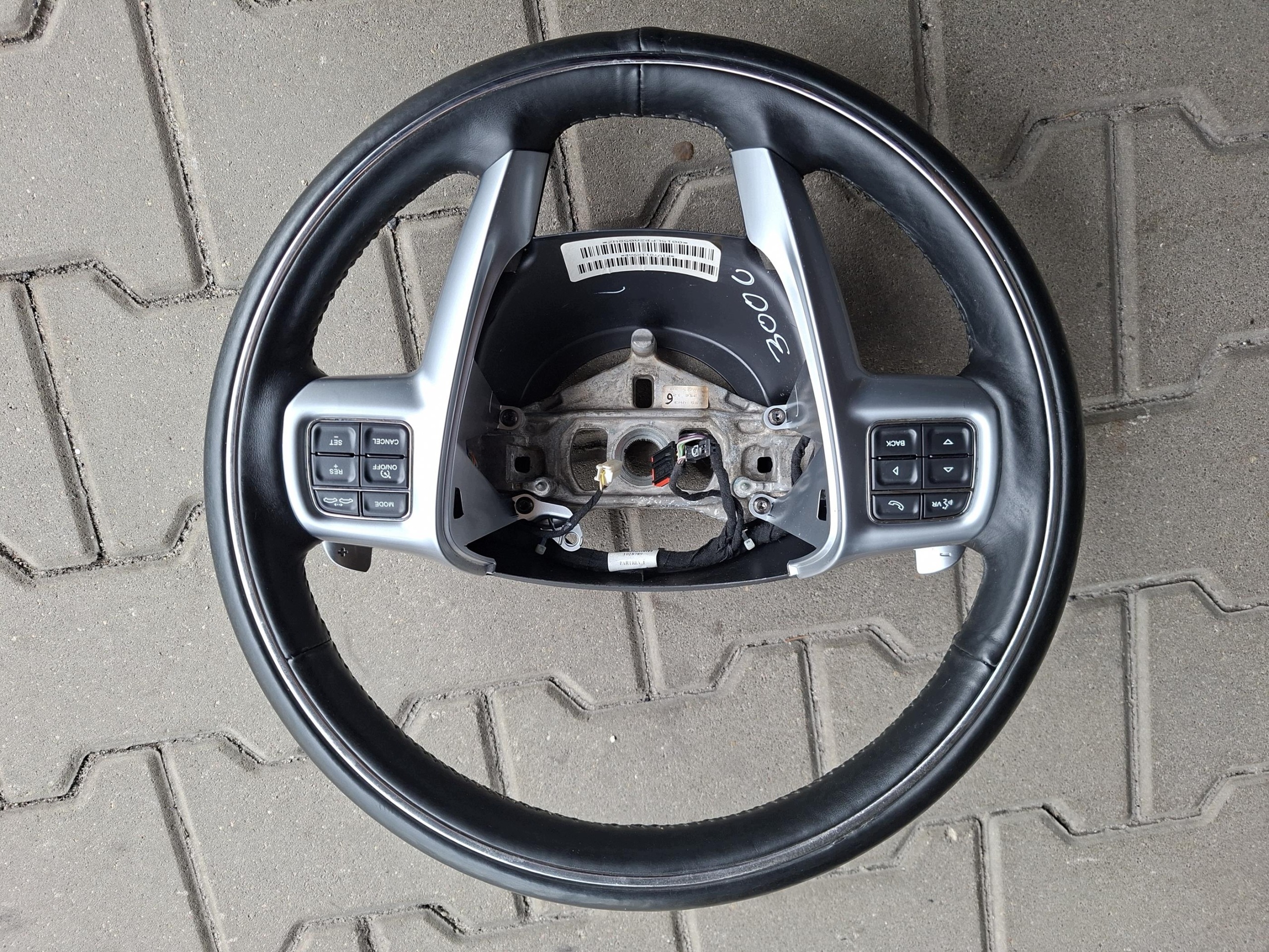 steering wheel, MULTIFUNKCJA with shifting CHRYSLER 300C II THEMA