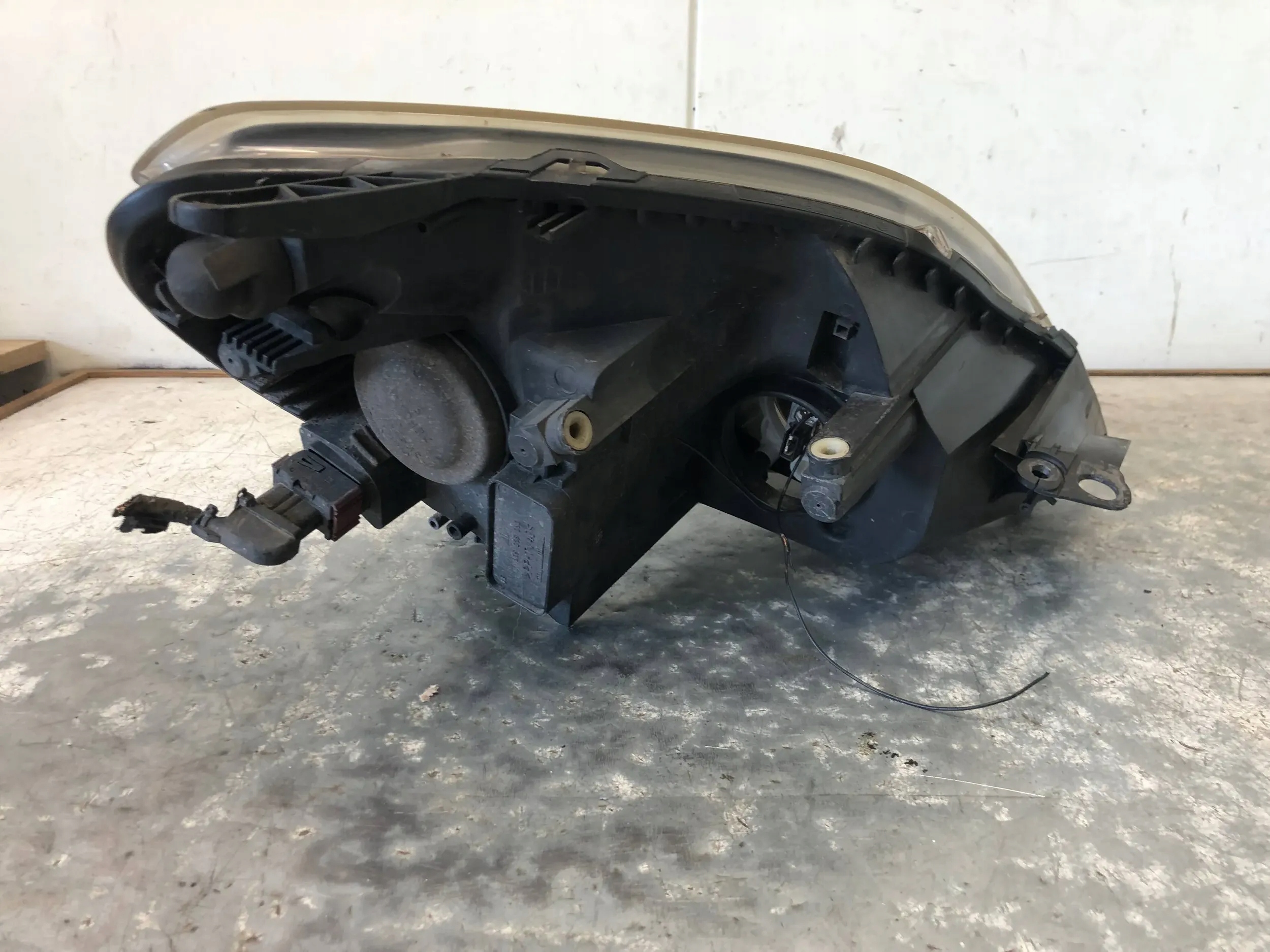 light left front OPEL ZAFIRA B 24451052