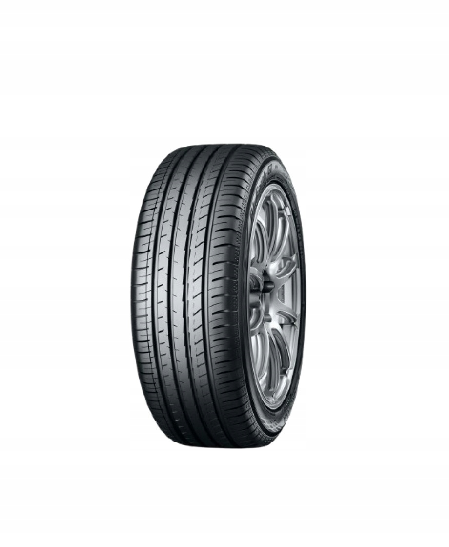 Yokohama AE51 Bluearth-gt 225/45 R19 XL 96 W