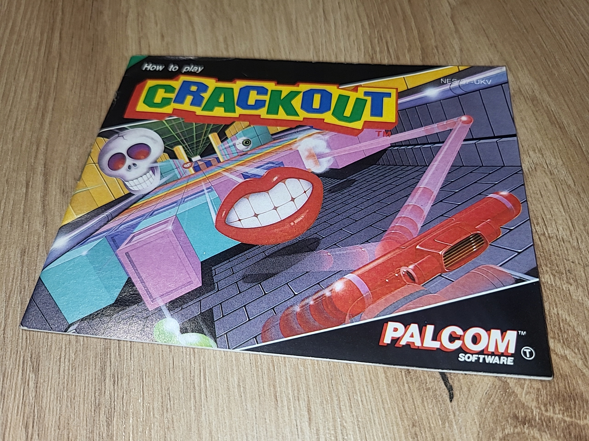 CrackOut Nintendo NES pudełkowa