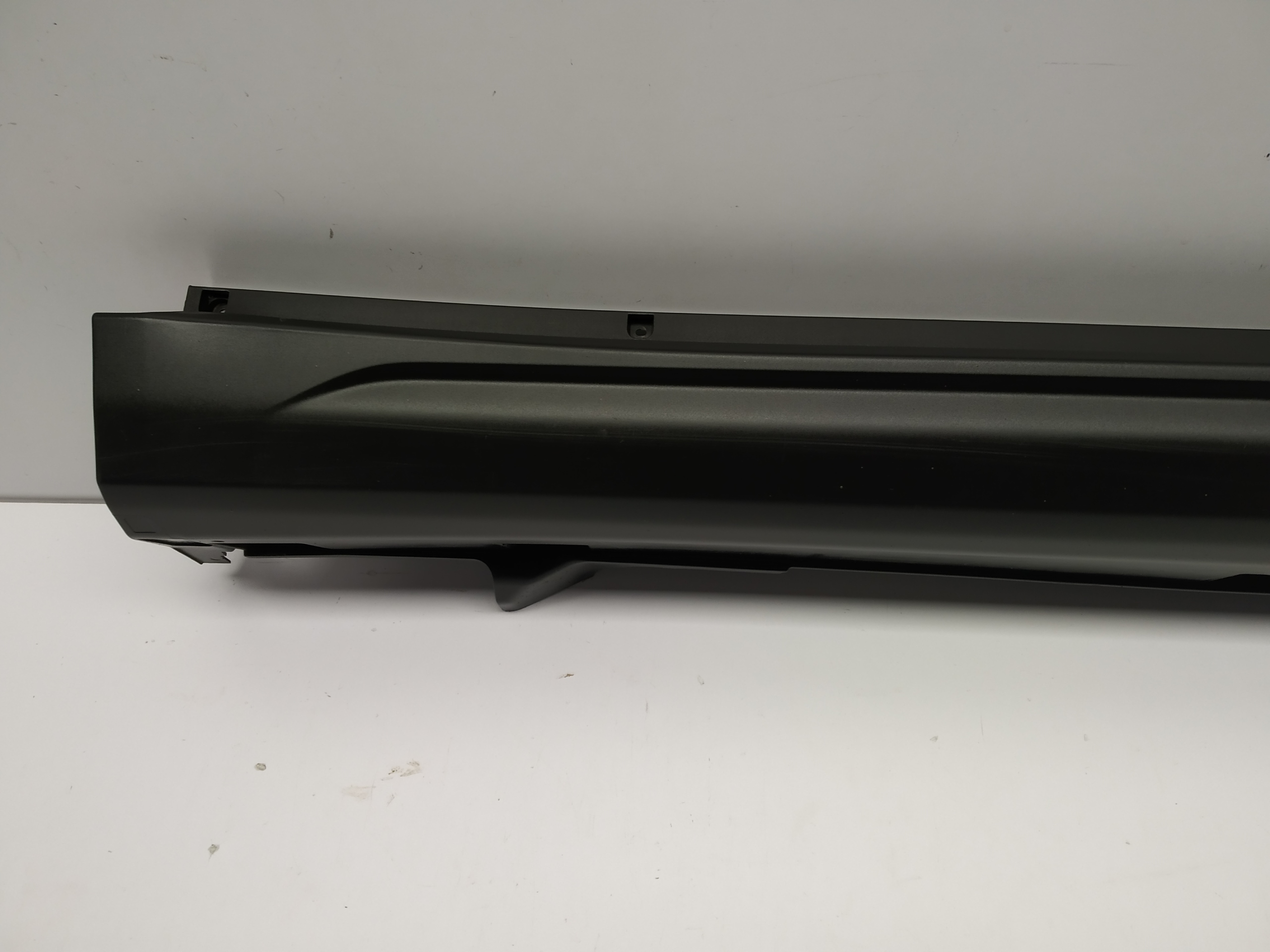 2022r + Suzuki Sx4 S Cross II threshold moulding threshold right 77231-63T0 original
