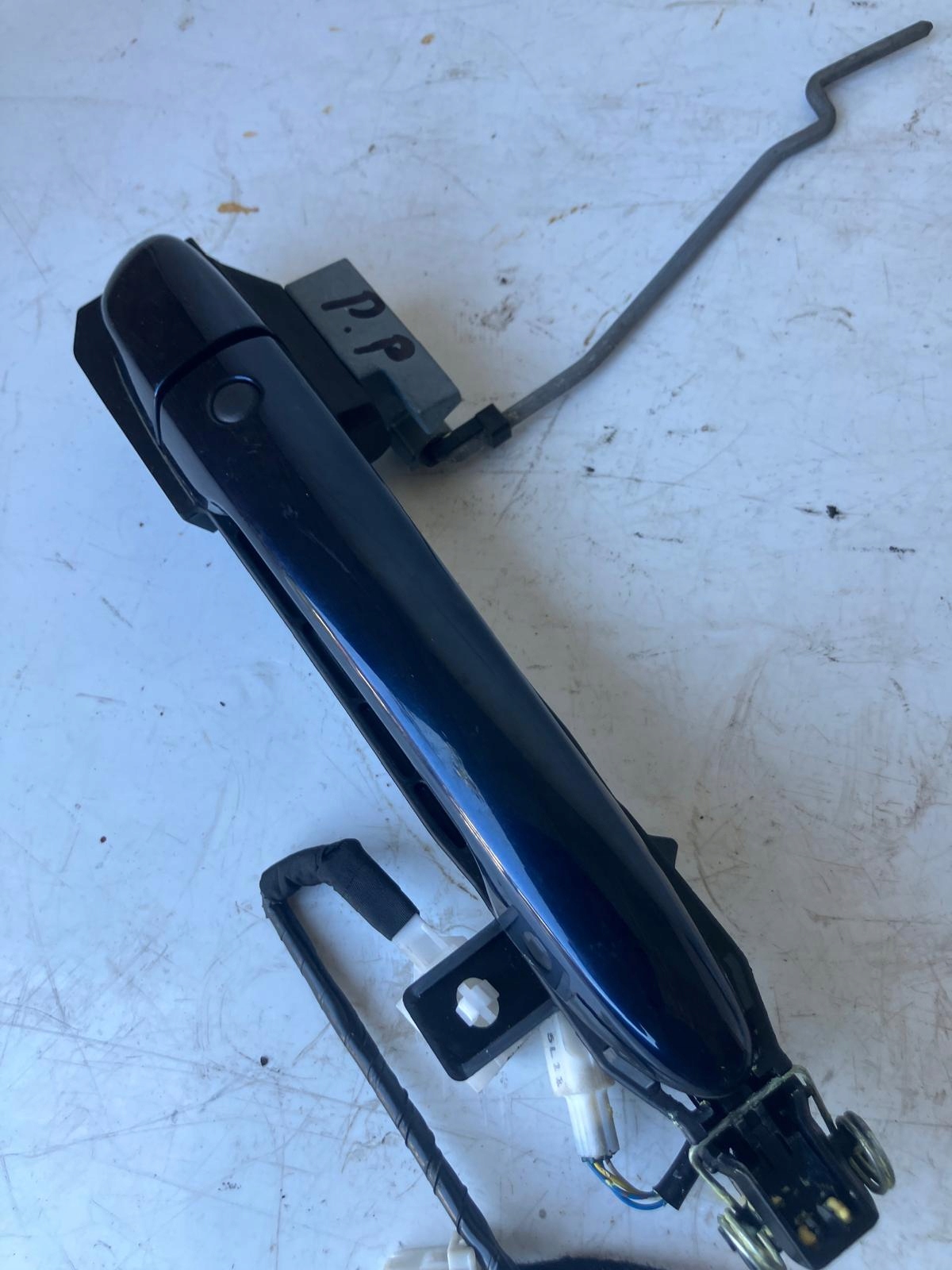 handle door right front KEYLESS MAZDA CX5 42M KD4967290A