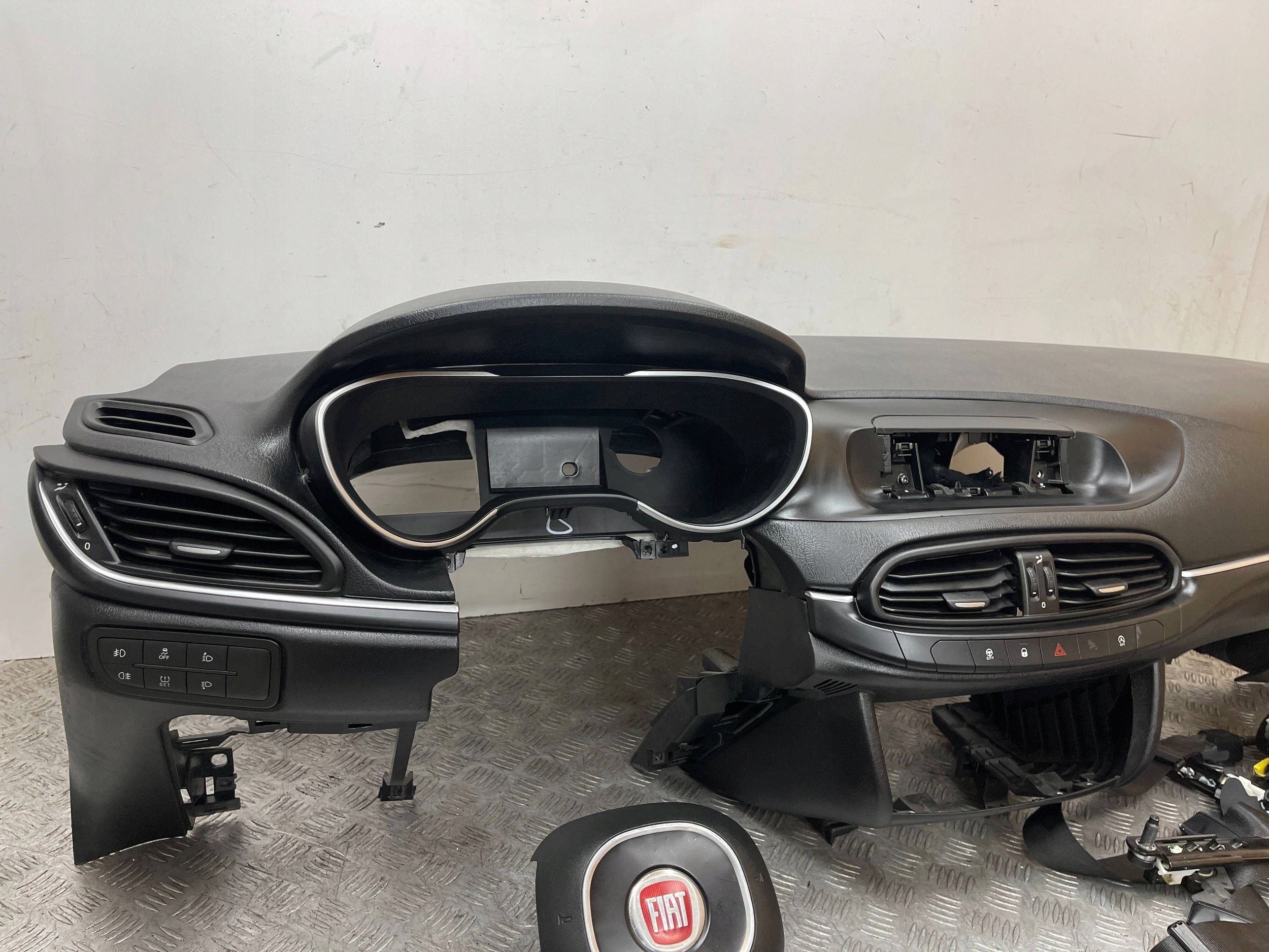 console dashboard airbag airbags FIAT TIPO 2 II 15