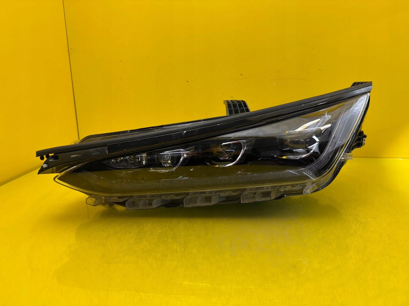 light left Byd Tang II 2 EV600 Full Led STE-4121010C 18