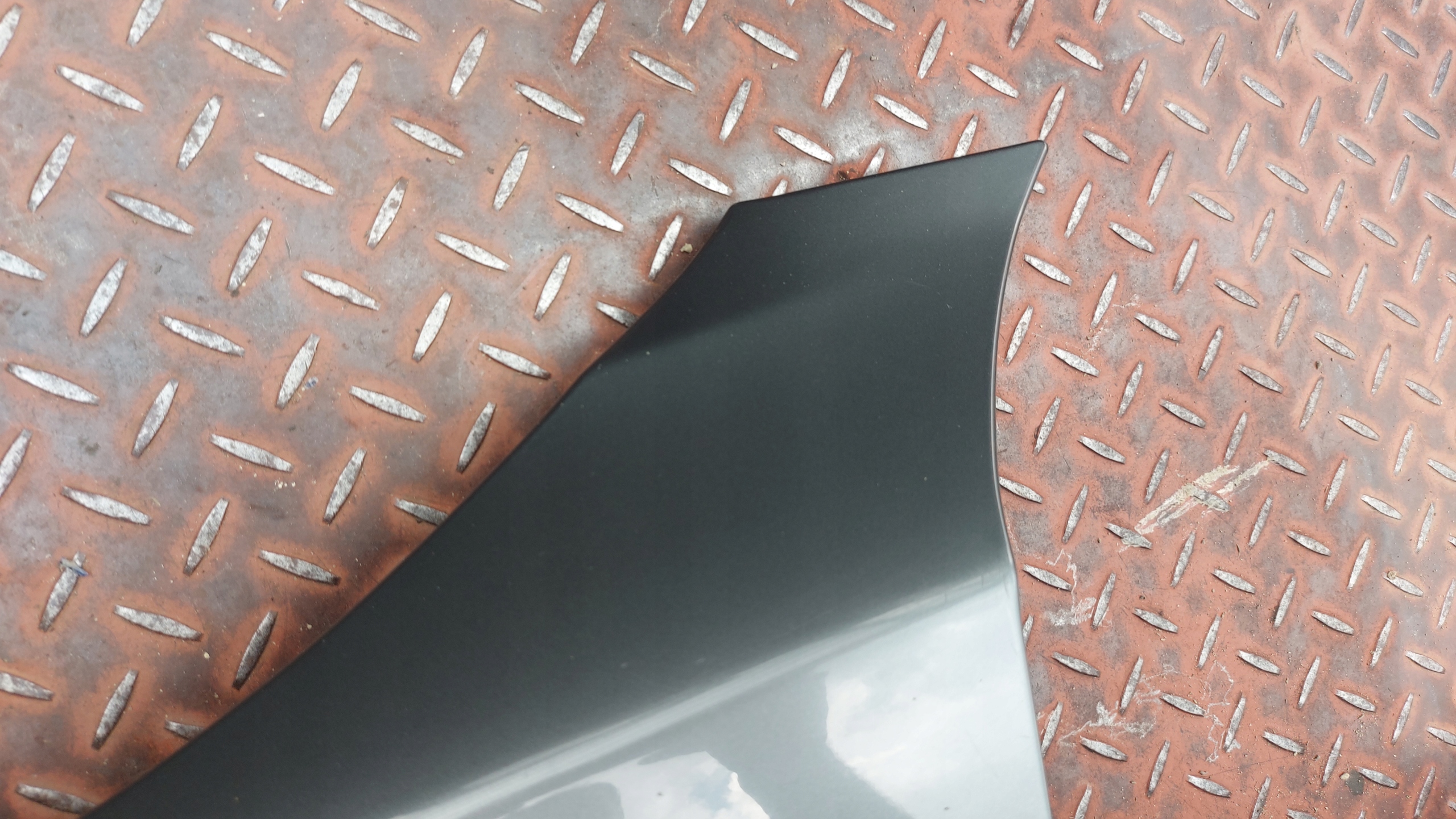 parafango sinistra Anteriore BMW E60 E61 04