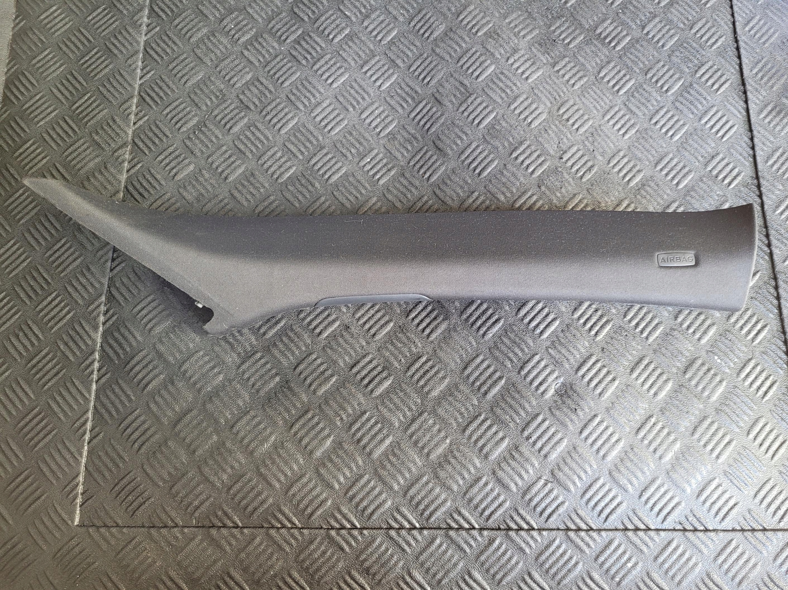cover SLUPKA A black right JAGUAR F-PACE X761