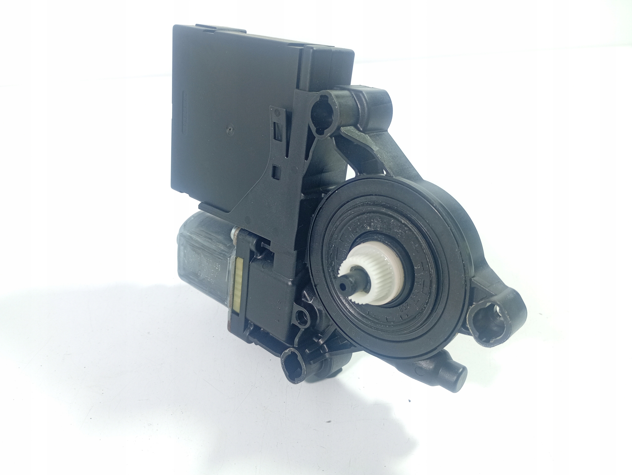 VW Passat B7 10-14 engine mini motor windows left front OE 988691305