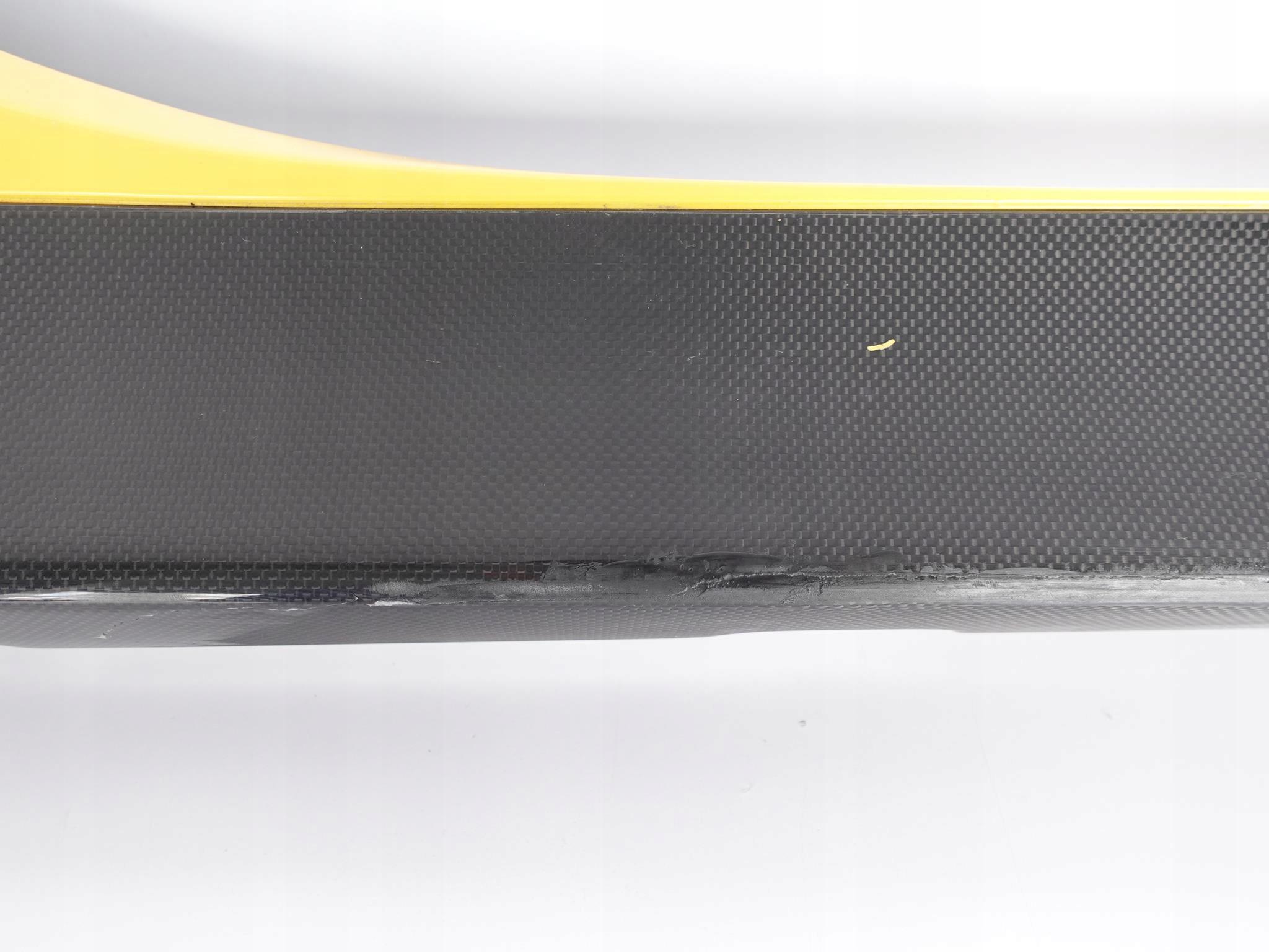 FERRARI SF90 STRADALE 20- threshold CARBON right