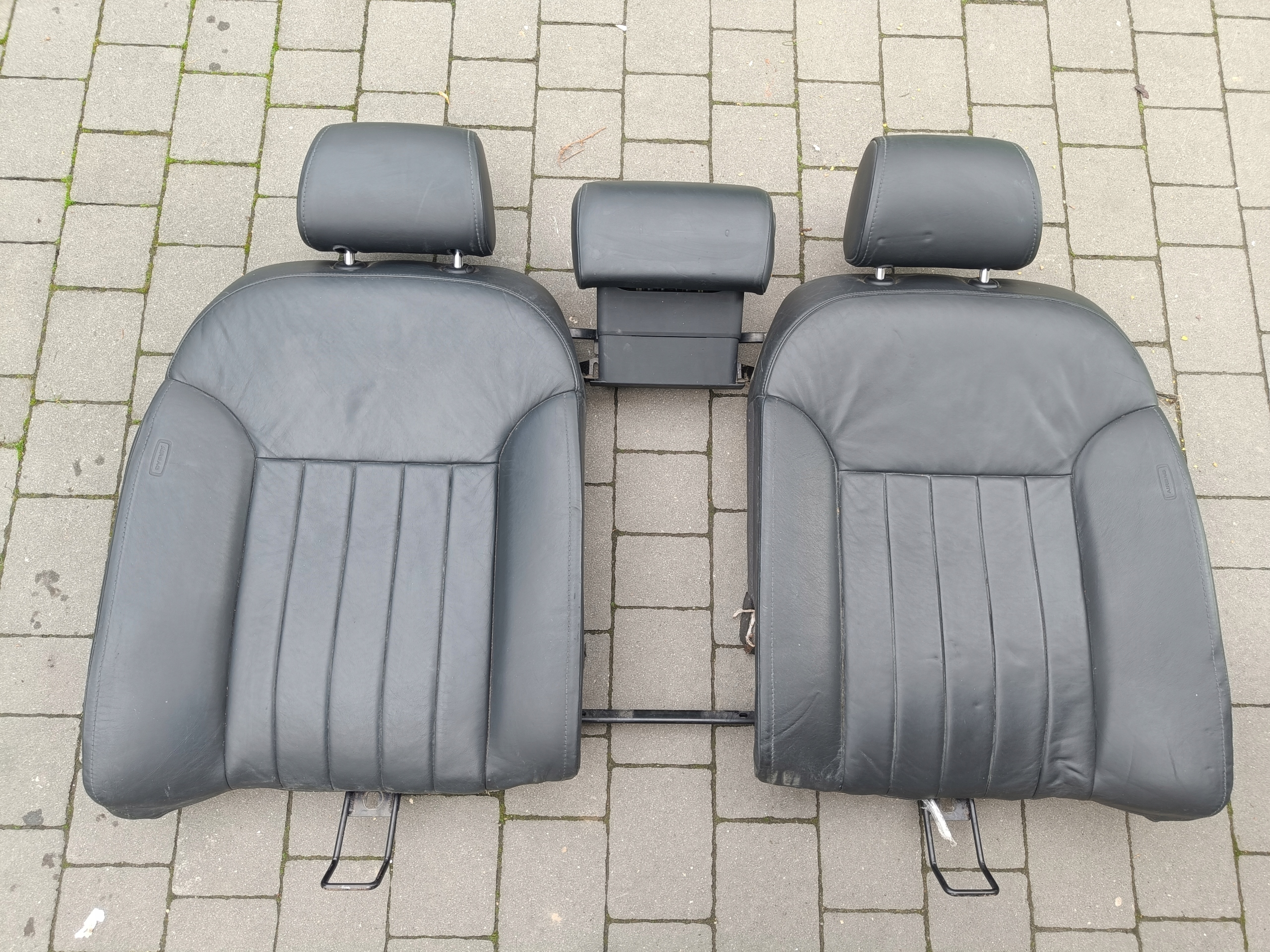 Audi A8 S8 D3 4E 2003 Sitz OPARCIE heck Leder schwarze Kopfstützen AIRBAG