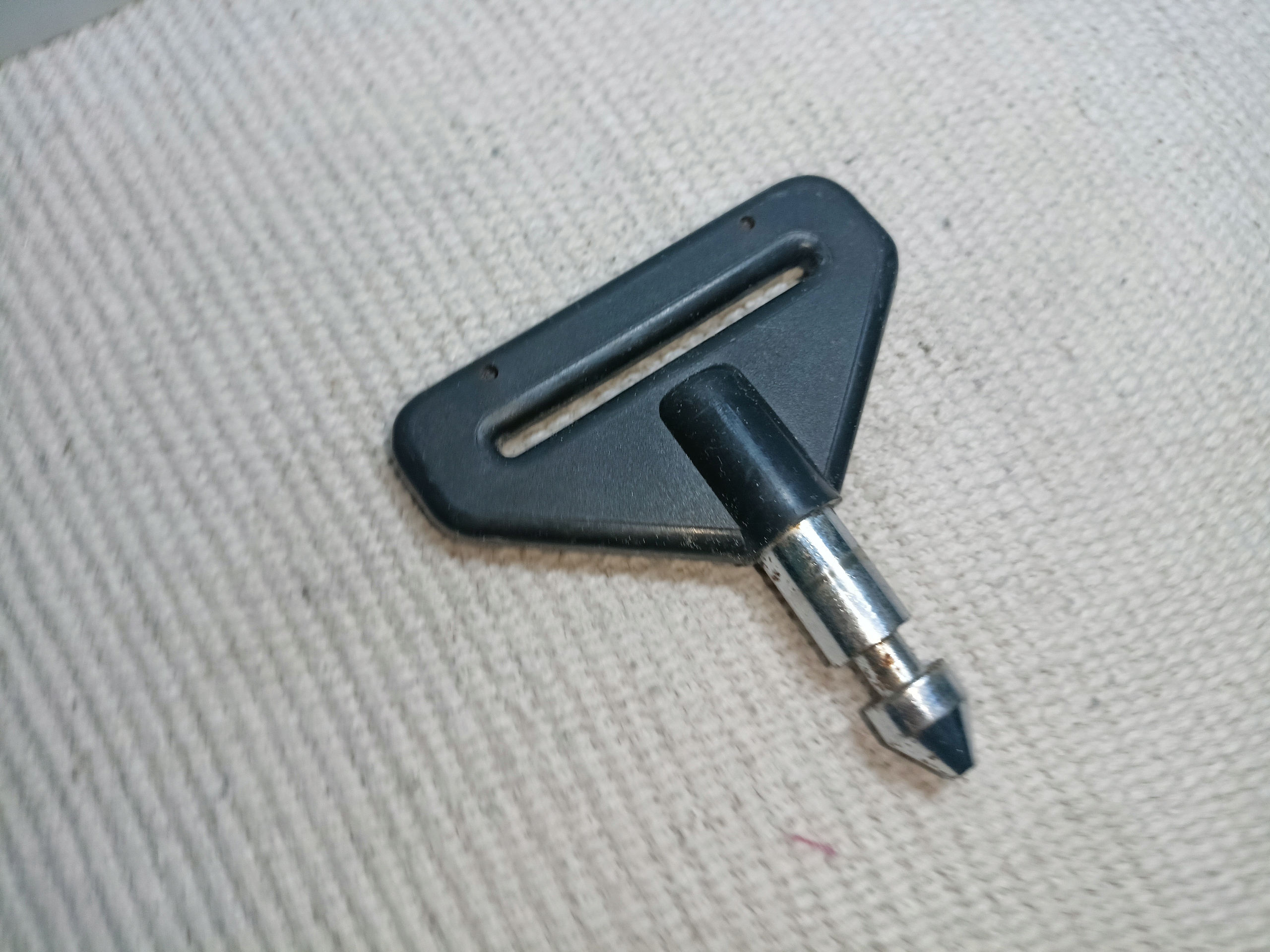 Alt