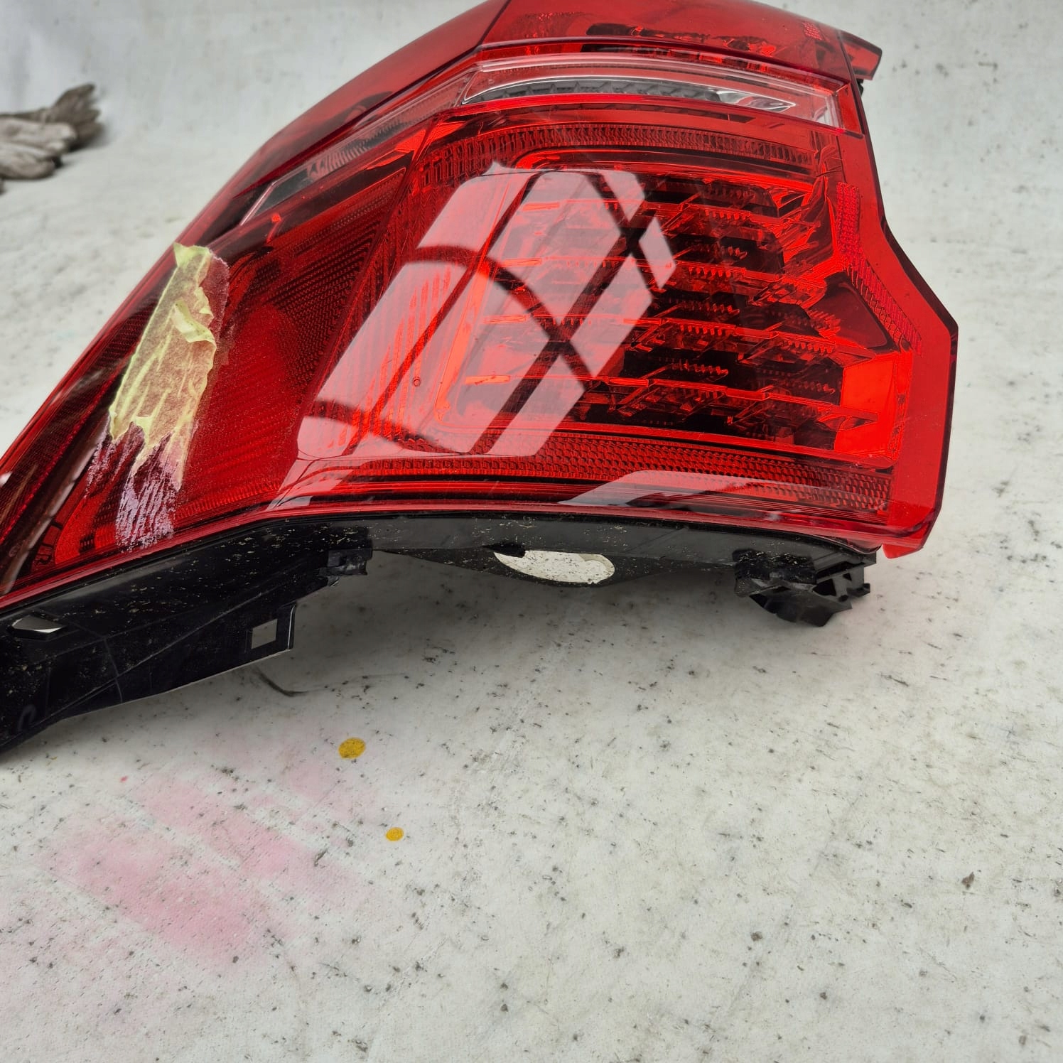 VOLVO XC60 II 2 17-> light rear part rear left