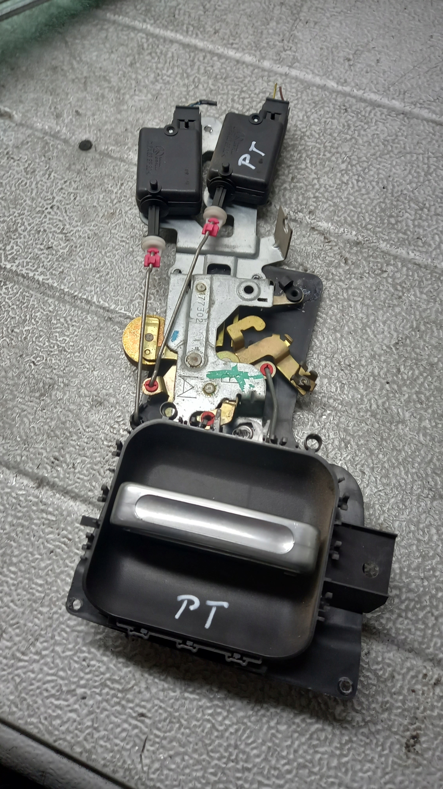 KLAMKA WEW.PRAWA TYŁ PEUGEOT 807 02R 2.2B