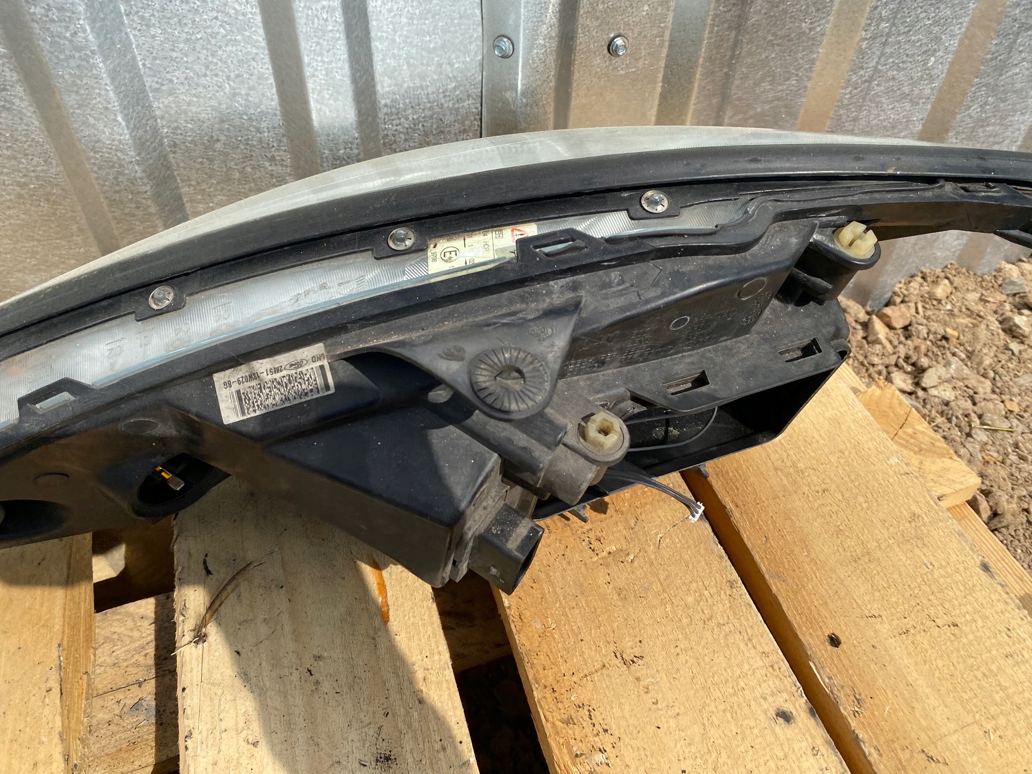 right light front FORD FOCUS MK1 LIFT 2001-2004 2M51-13W029-BG
