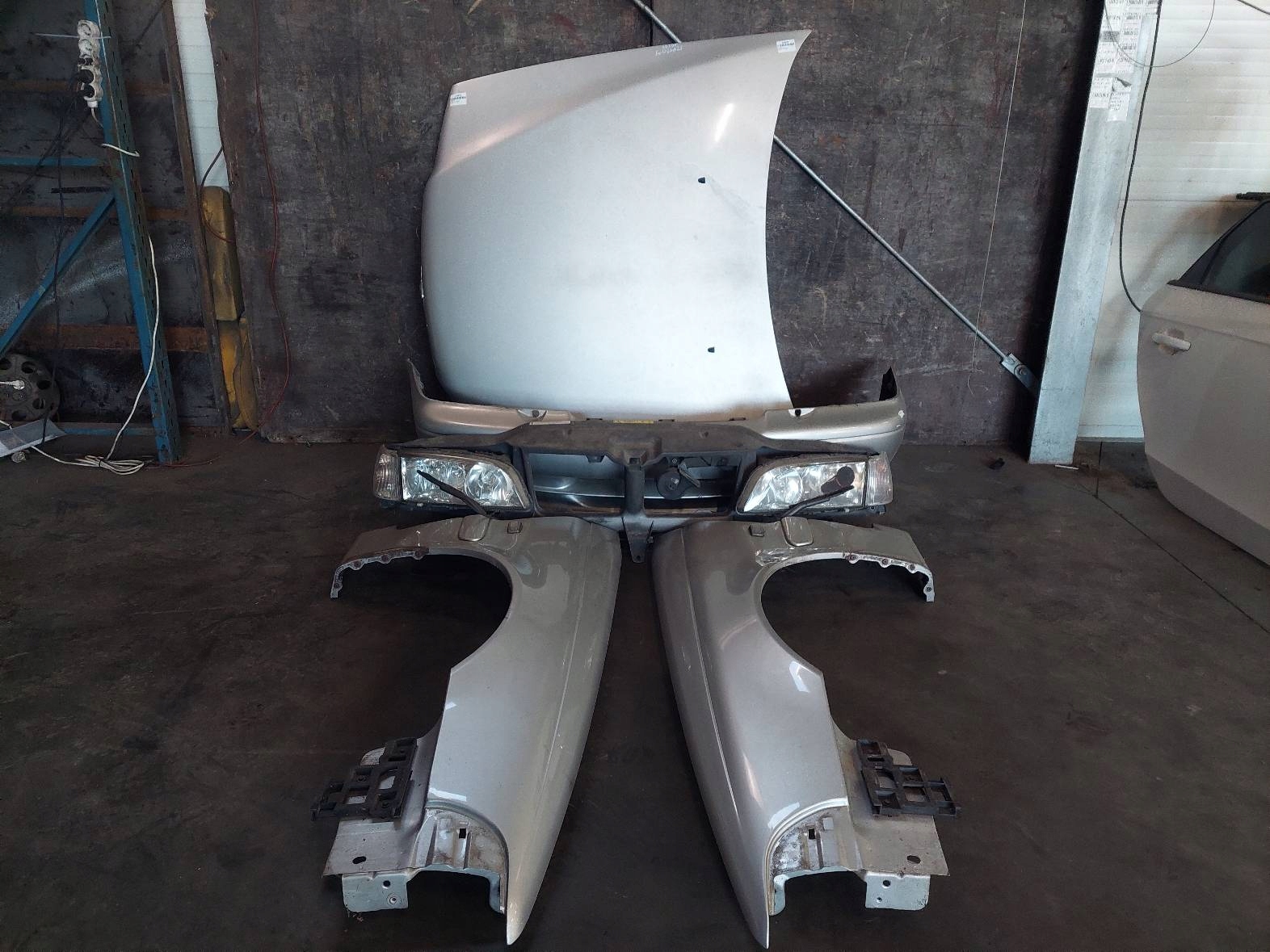 complete front bonnet bumper light fender VOLVO C70 CABRIO UK