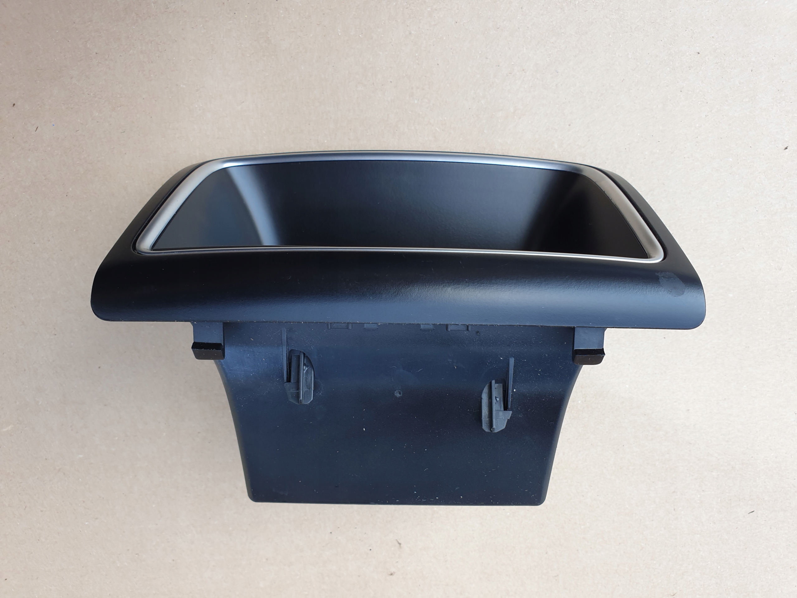 passenger compartment plato tunnel middle rear part AUDI A4 B8 8K A5 8T OE EU