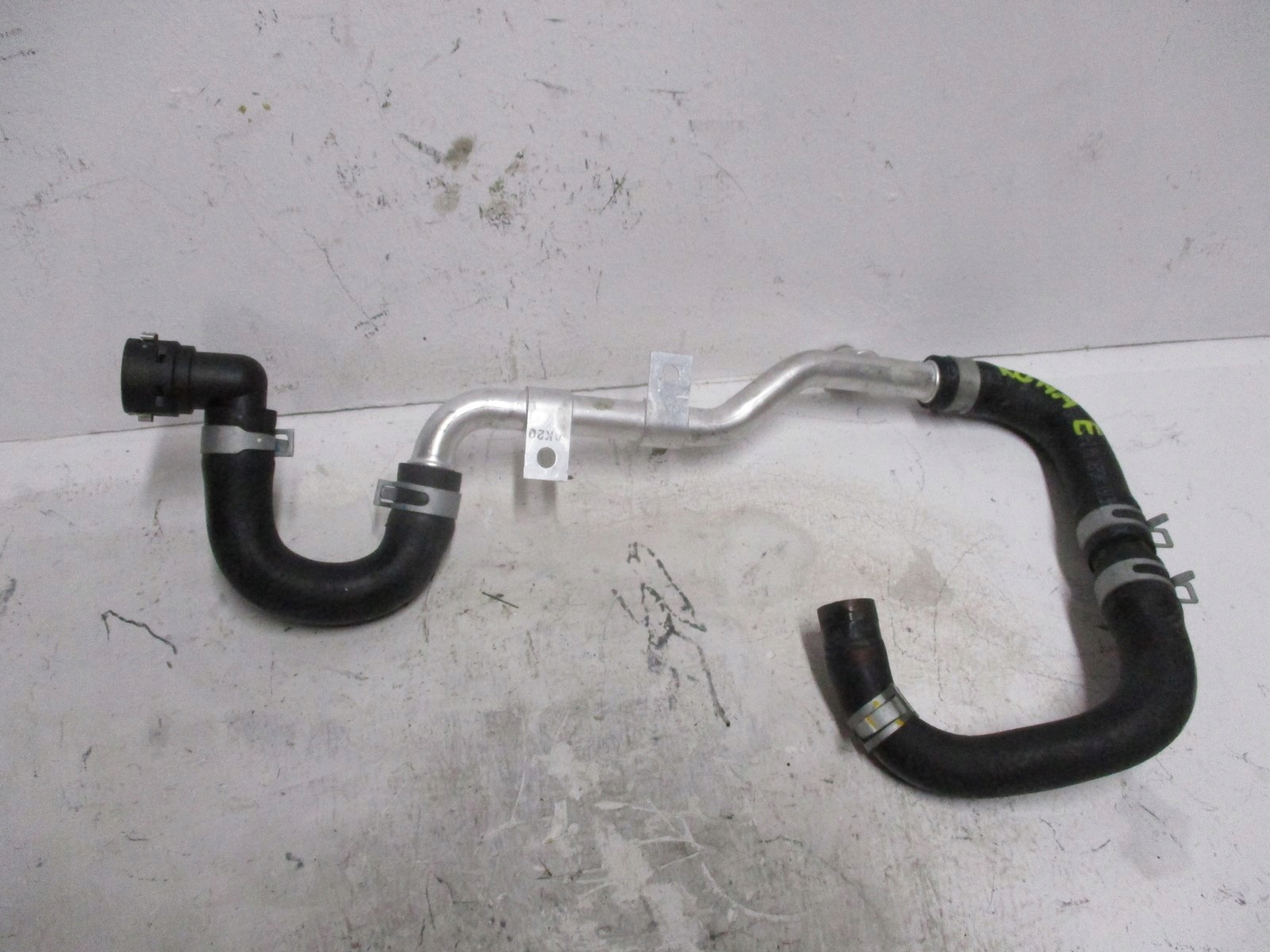 trouba hadice klimatizaci HYUNDAI KONA