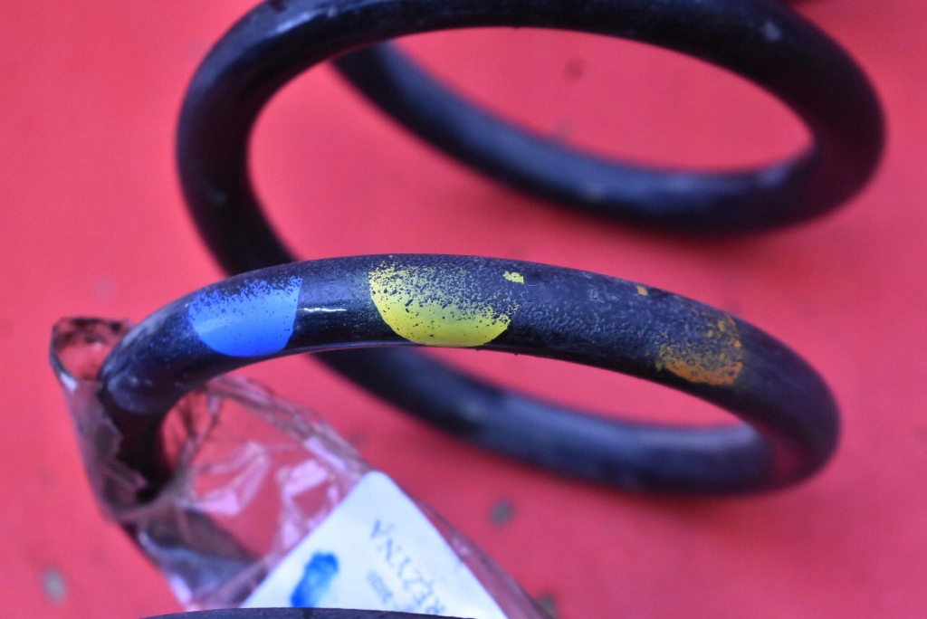 spring rear part rear VOLVO V40 2 II 2.0 D3 150 KM 16-20