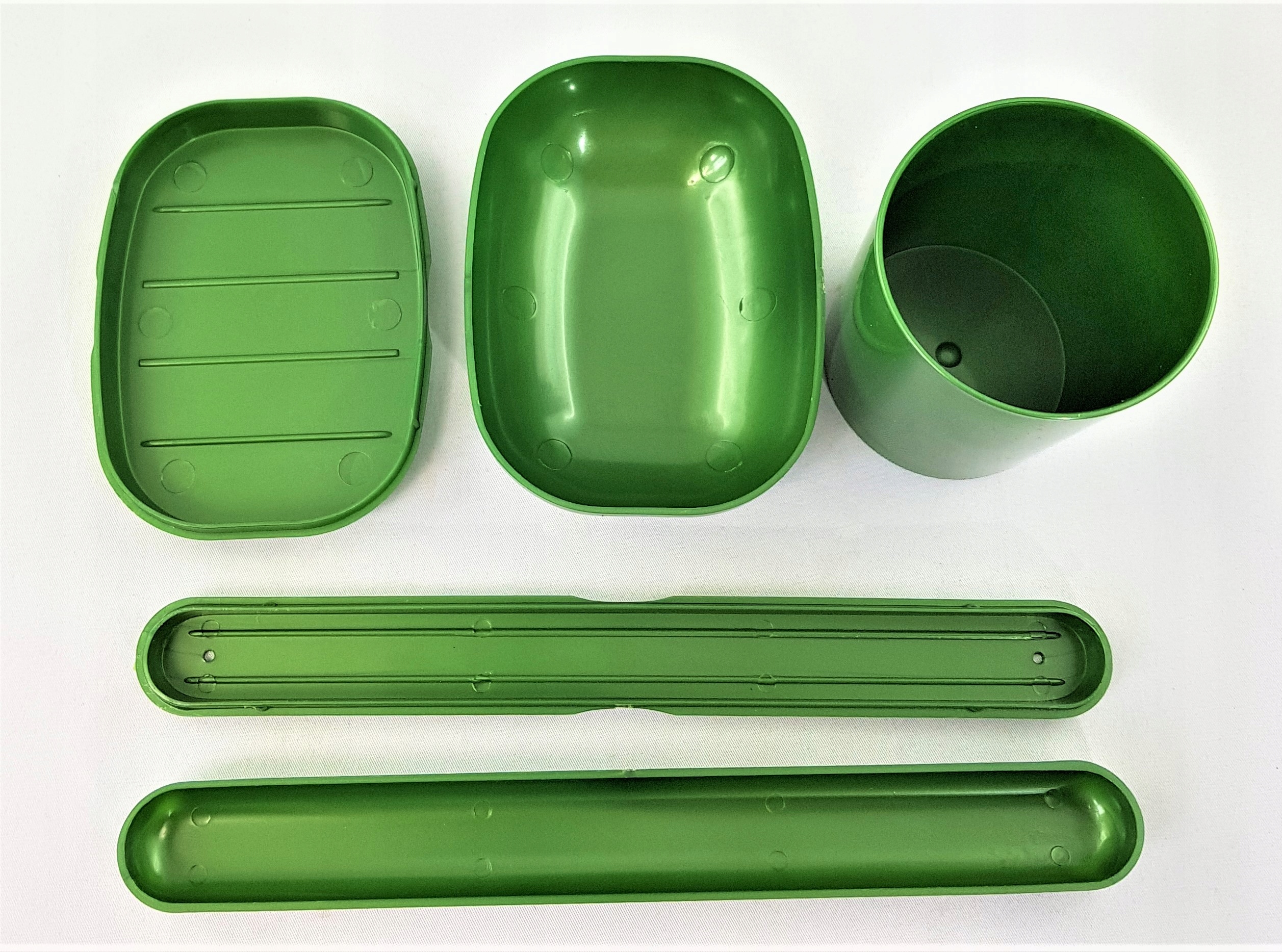 WOJSKOWY ZESTAW TOALETOWY 3-elementowy - NOWY Kod producenta WOJSKOWY ZESTAW TOALETOWY 3-elementowy