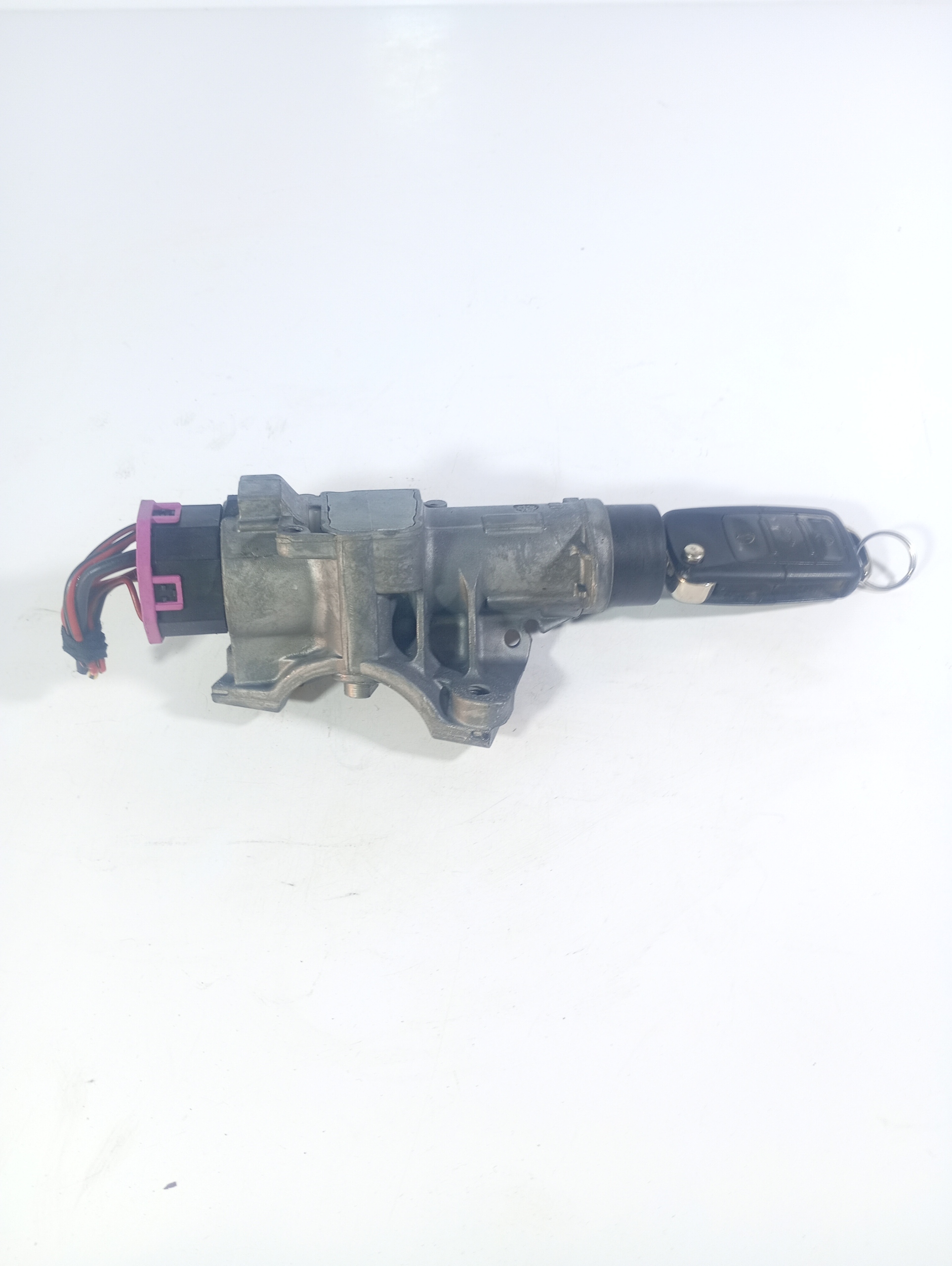 VW PASSAT B5 FL 00-05 ignition Z KLUCZYKIEM OE 4B0905851