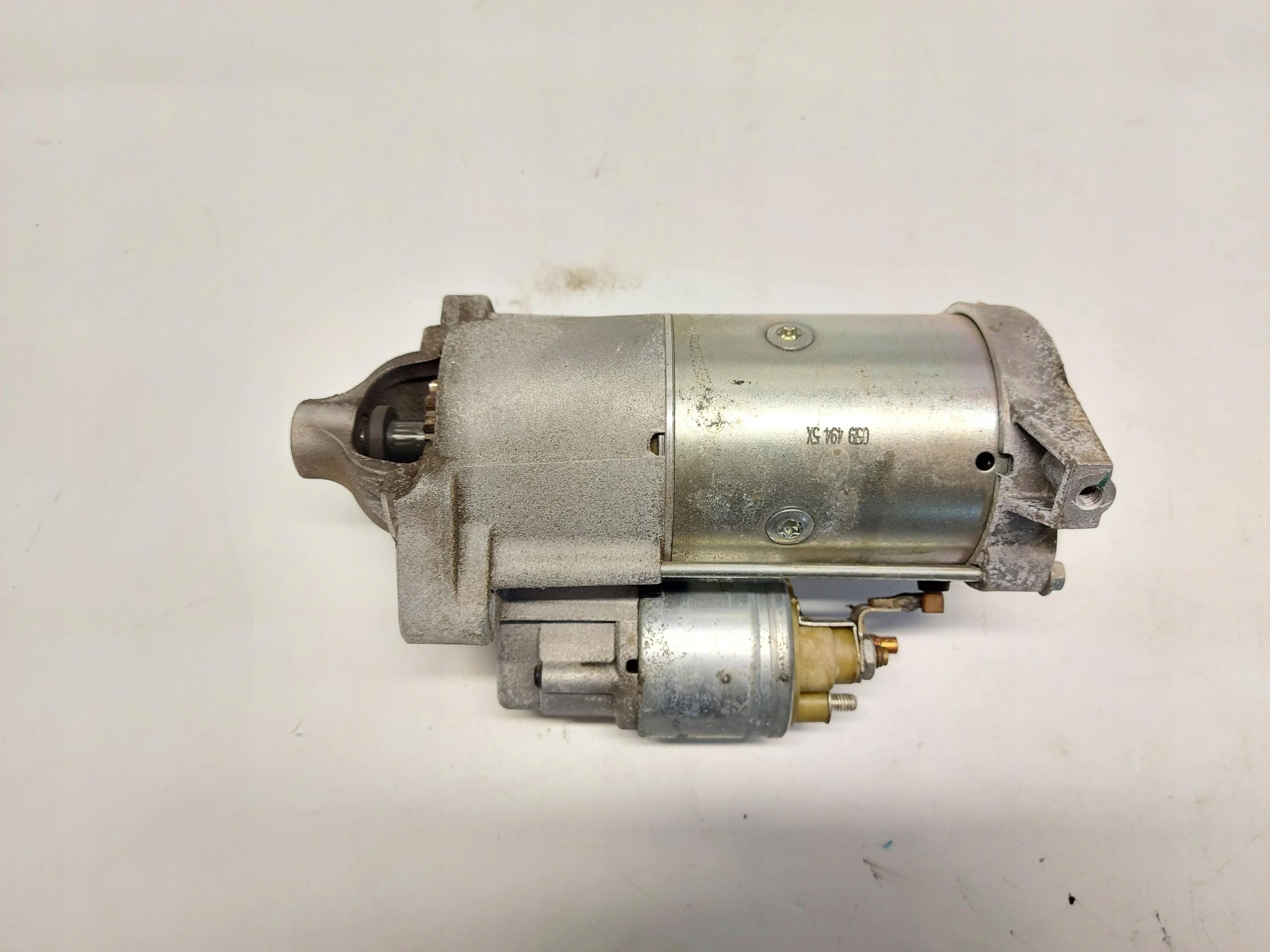 VOLVO XC40 D3 2.0 D starter 31419530
