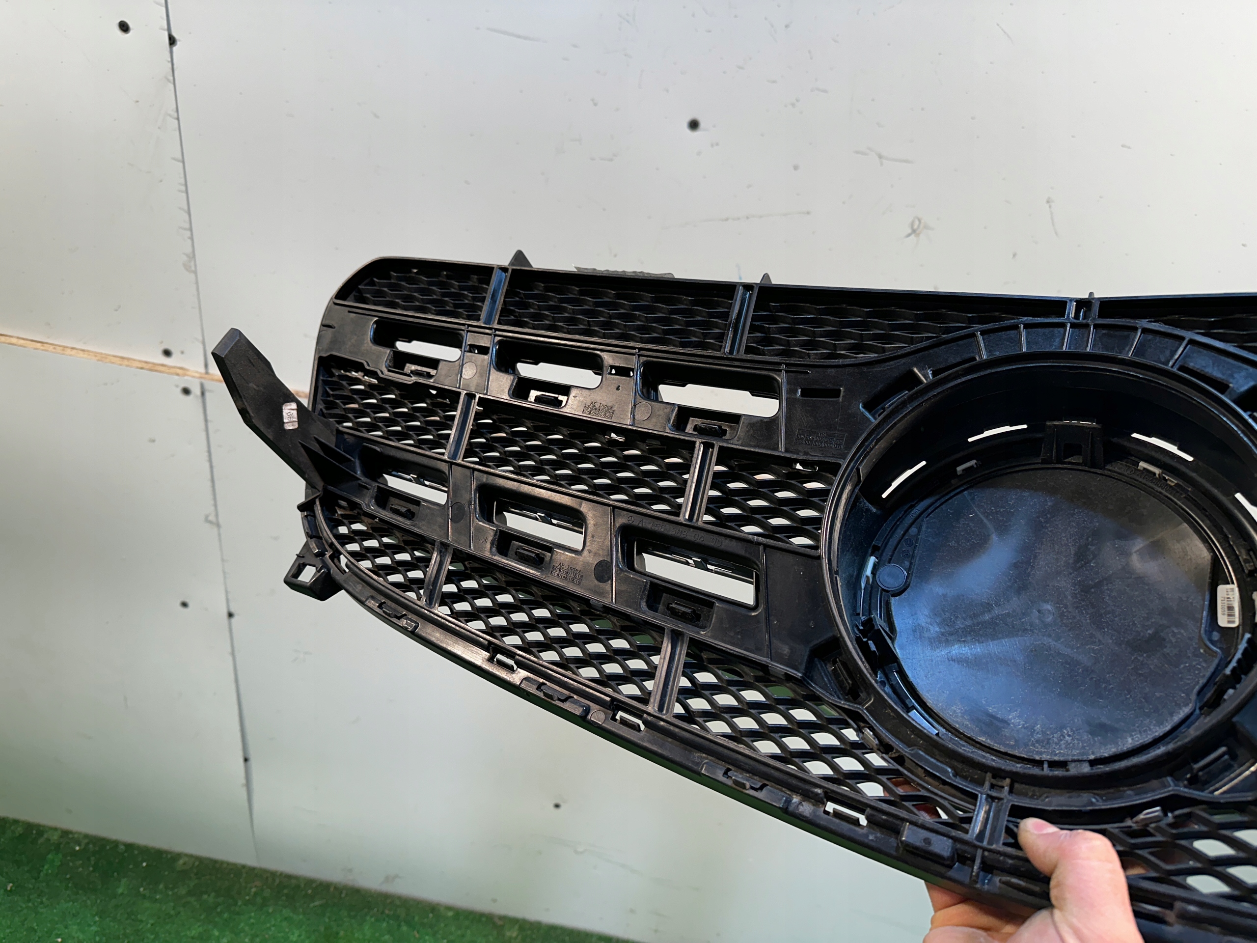 Mercedes-Benz GLA W156 Kühlergrill FRONTGRILL Kühlergitter - Thumbnail 8